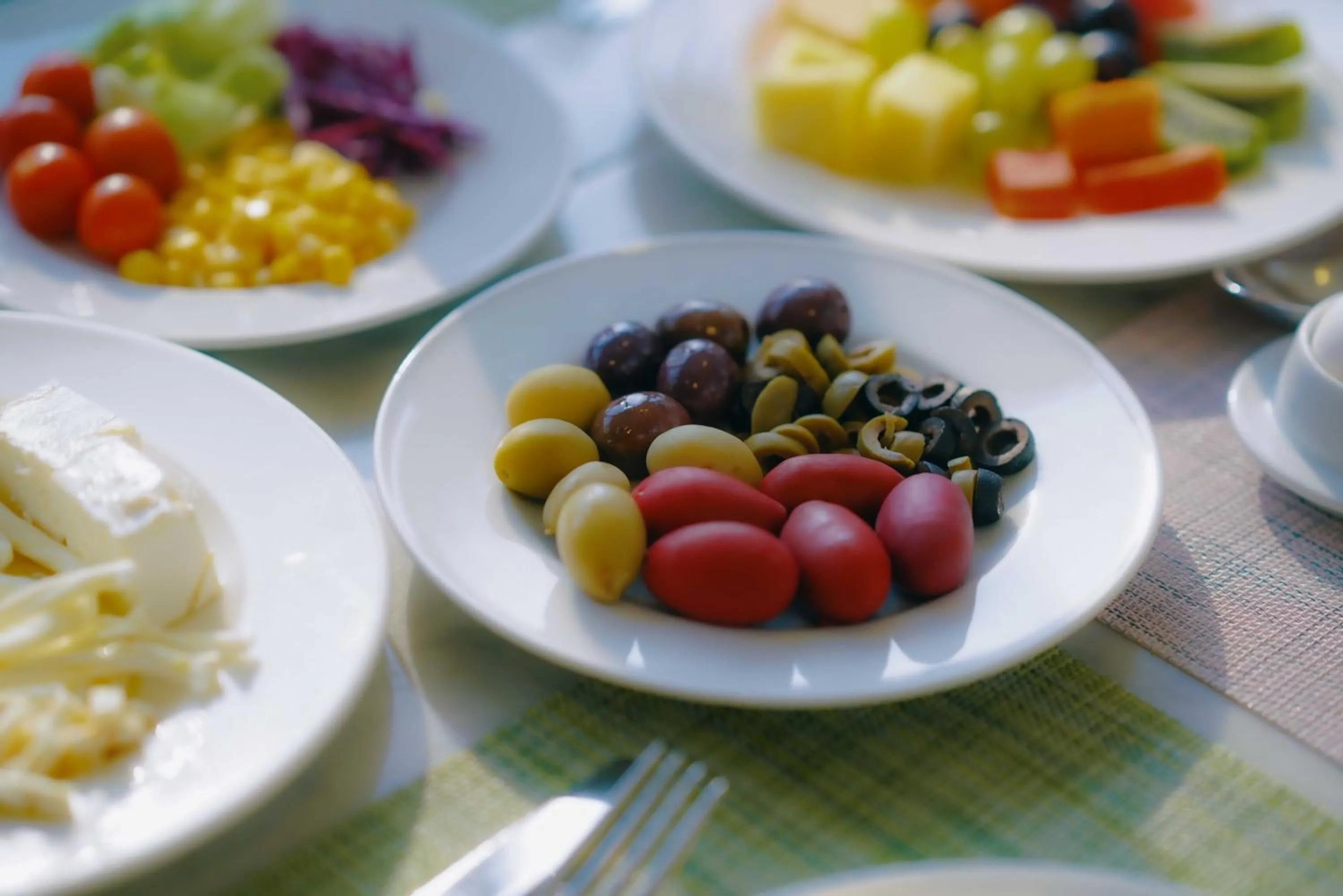 Breakfast in Nour Althuria Hotel - Elaf Almaqam