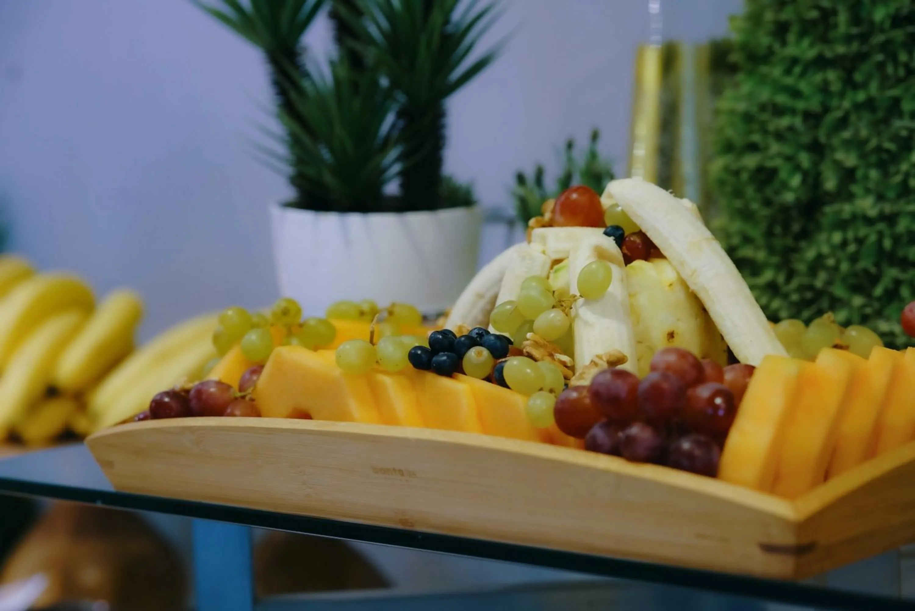 Restaurant/places to eat in Nour Althuria Hotel - Elaf Almaqam