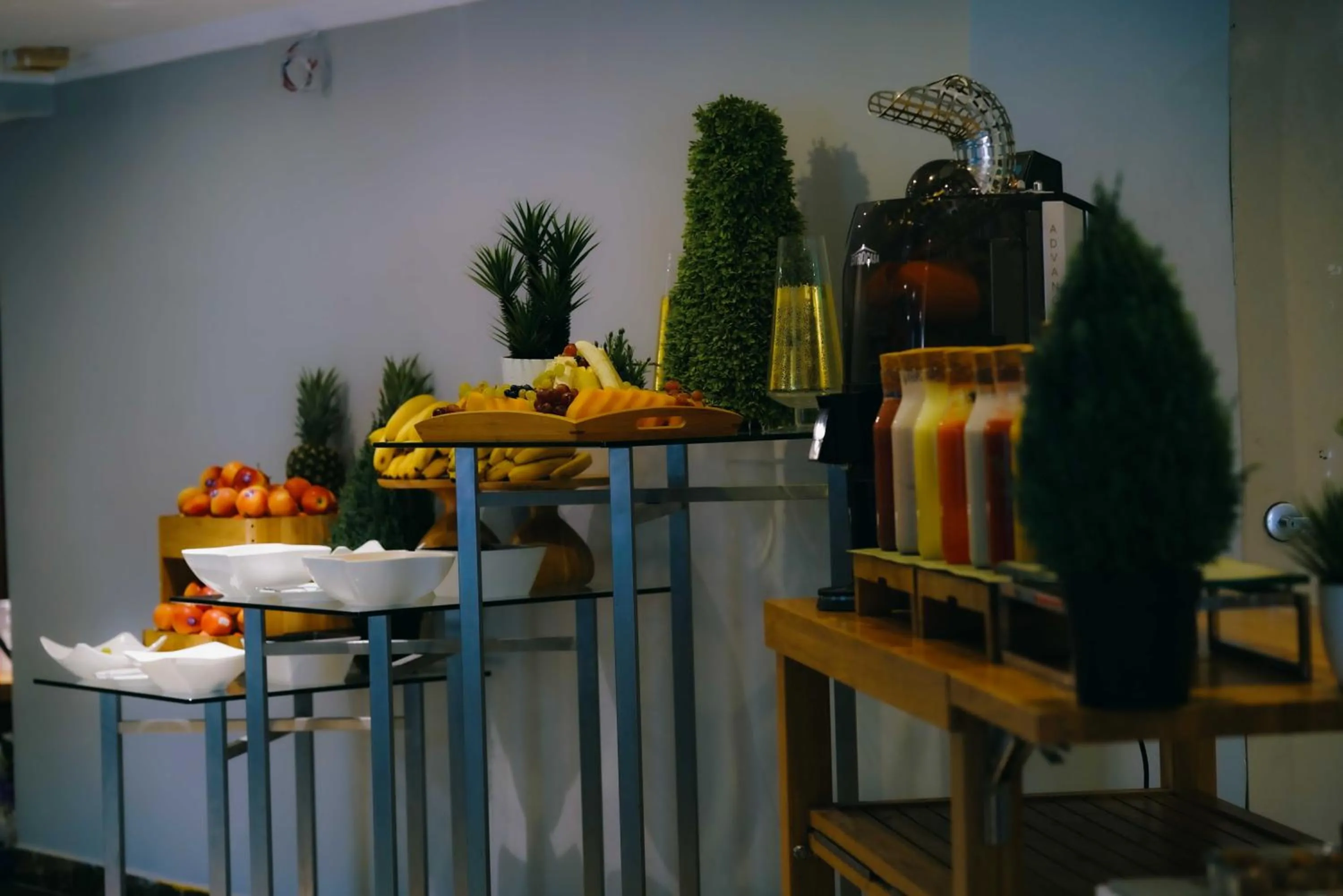 Breakfast in Nour Althuria Hotel - Elaf Almaqam