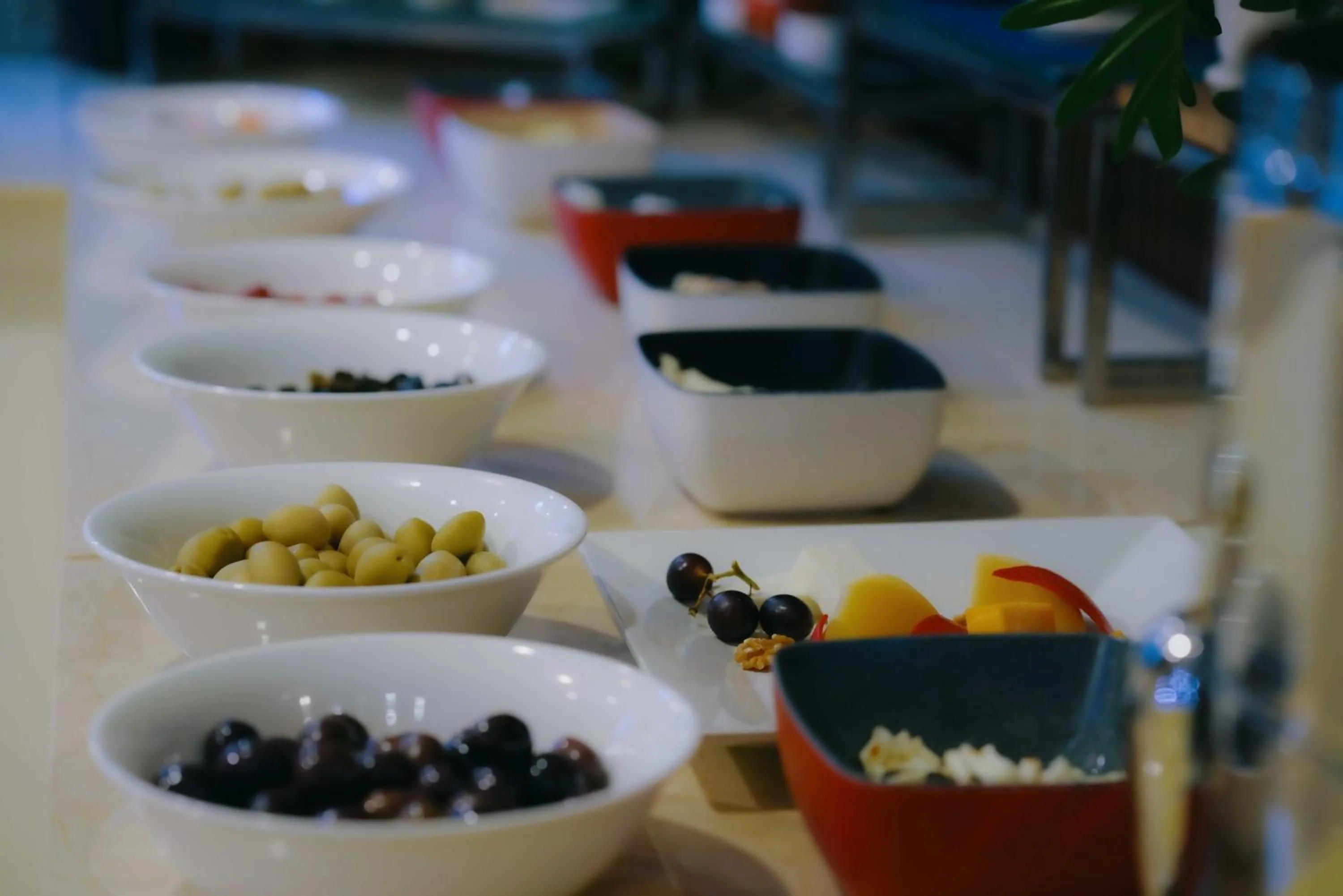 Breakfast in Nour Althuria Hotel - Elaf Almaqam