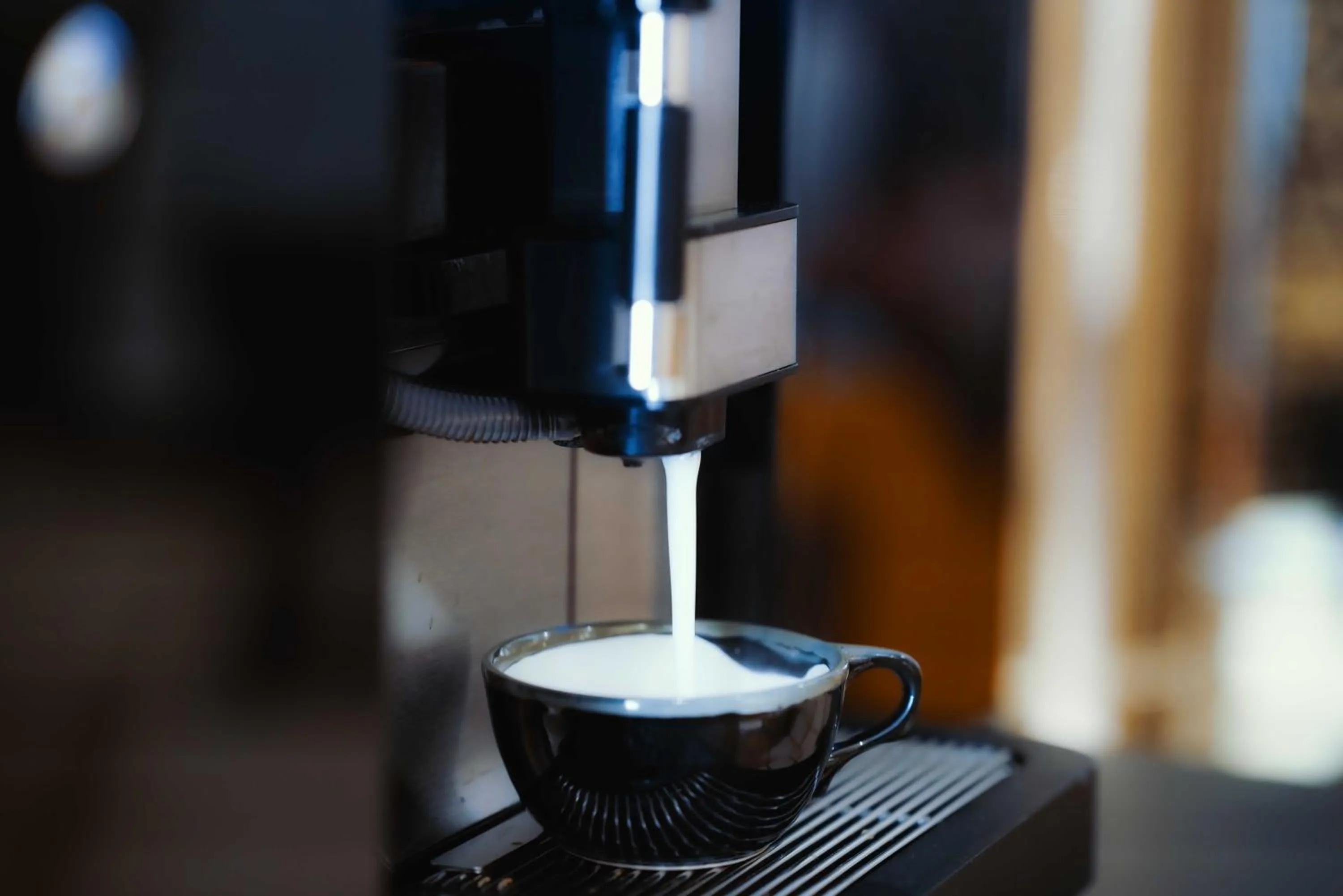 Coffee/tea facilities in Nour Althuria Hotel - Elaf Almaqam