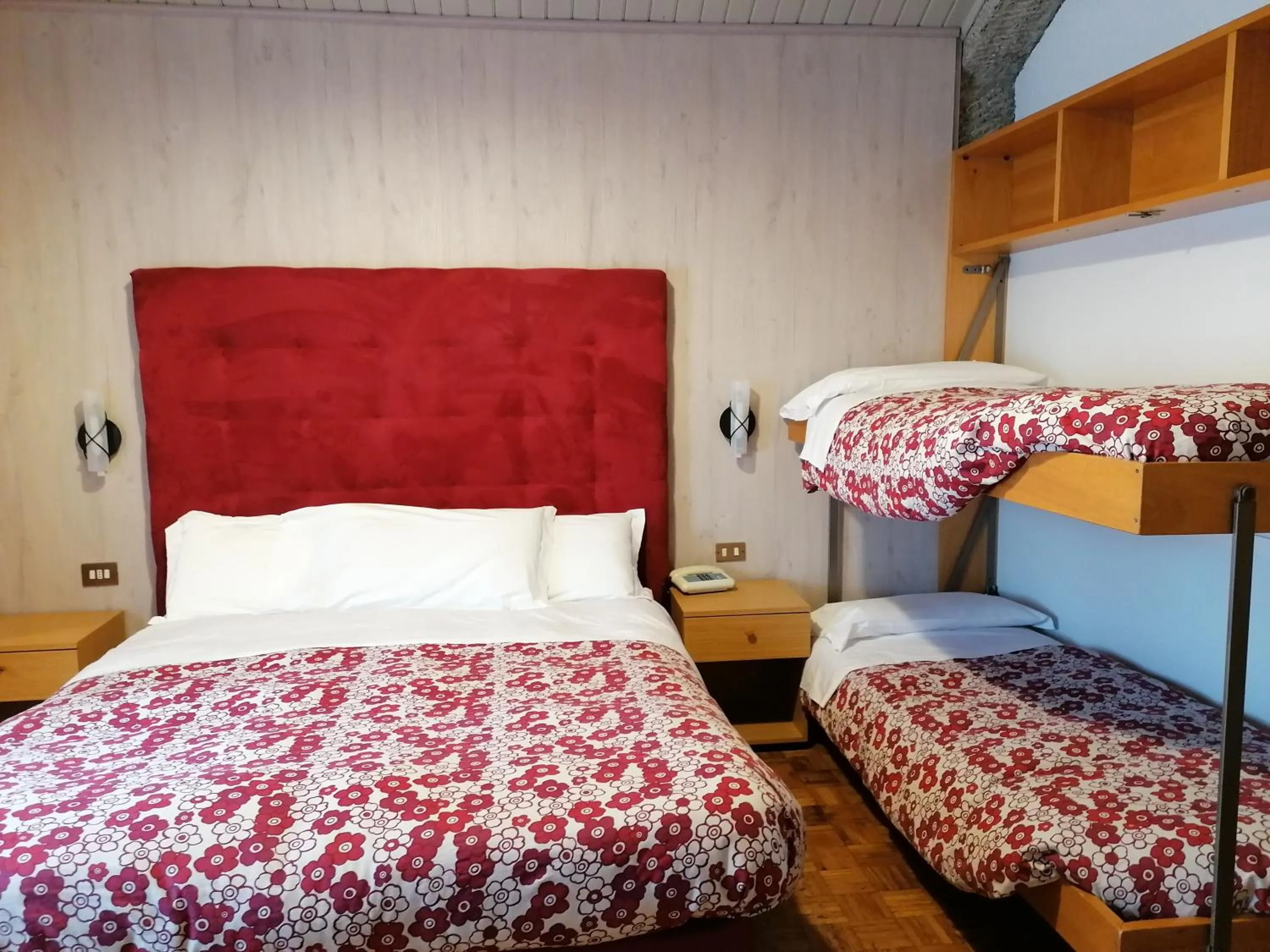 Bed in Albergo Sella - Monte Amiata