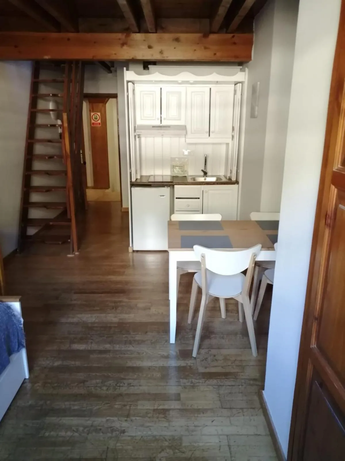 Kitchen or kitchenette in SNÖ Vall de Boí