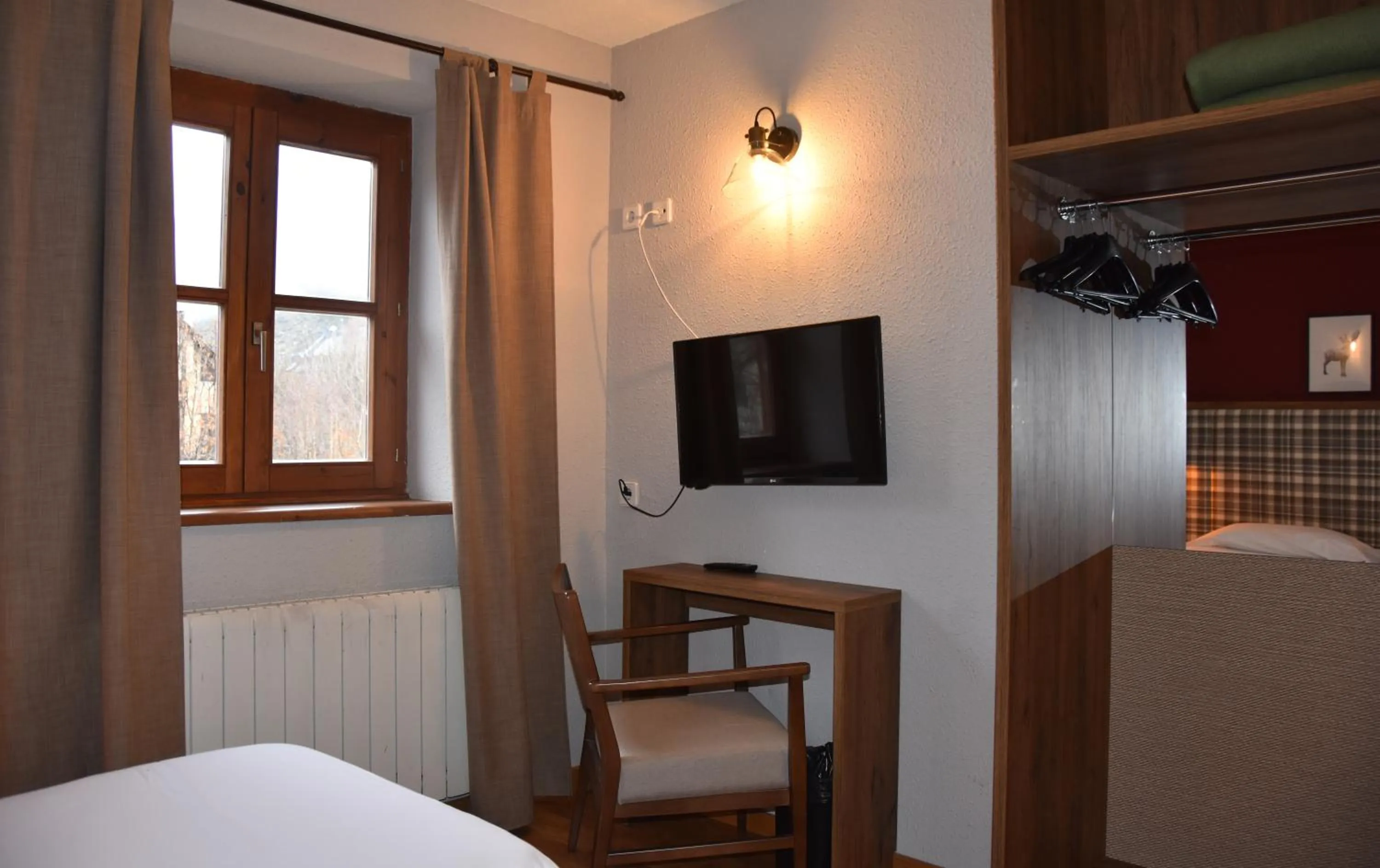 TV and multimedia, Bed in SNÖ Vall de Boí