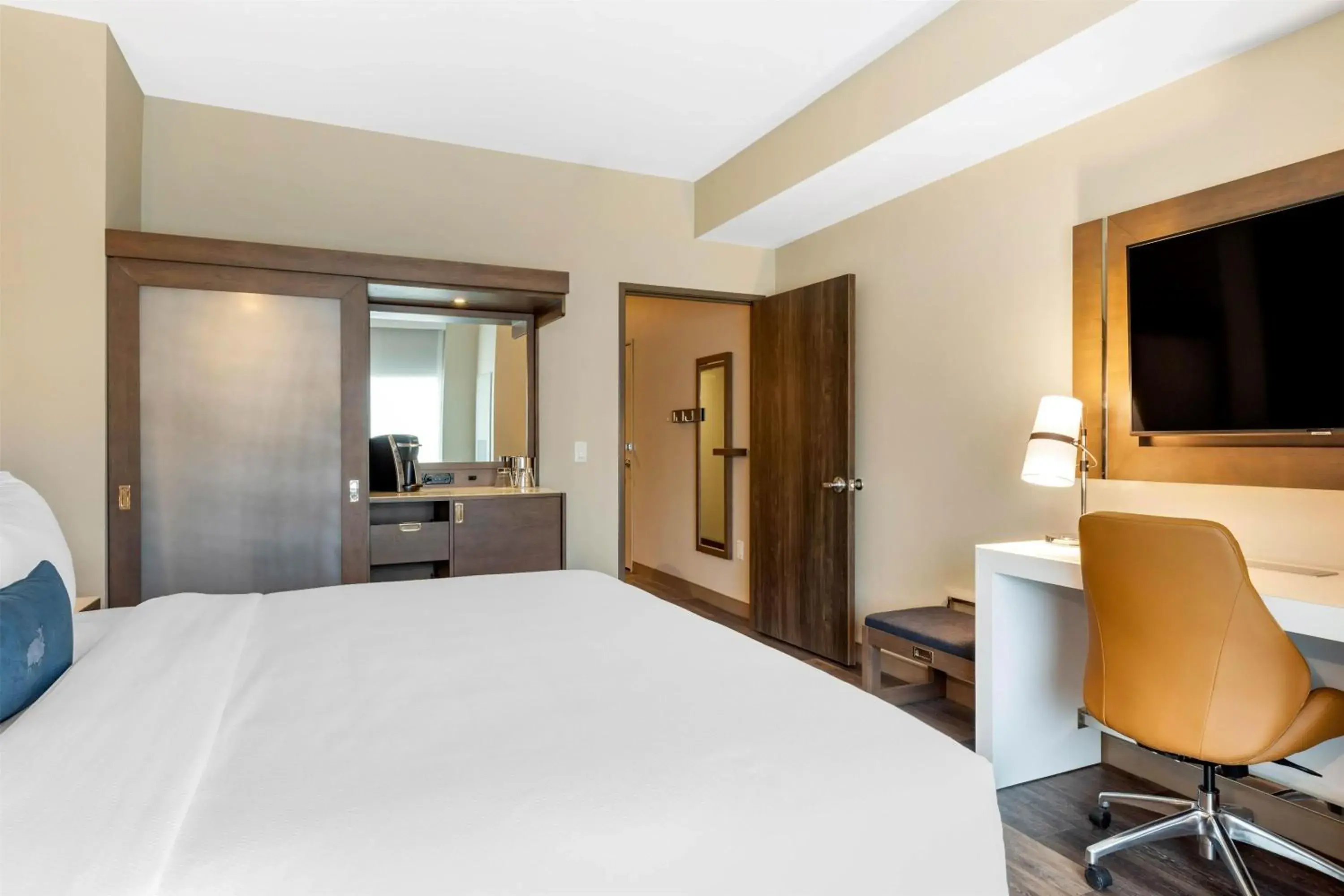 Two-Bedroom King Suite in DoubleTree by Hilton Summerville Nexton Two-Bedroom King Suite in DoubleTree by Hilton Summerville Nexton