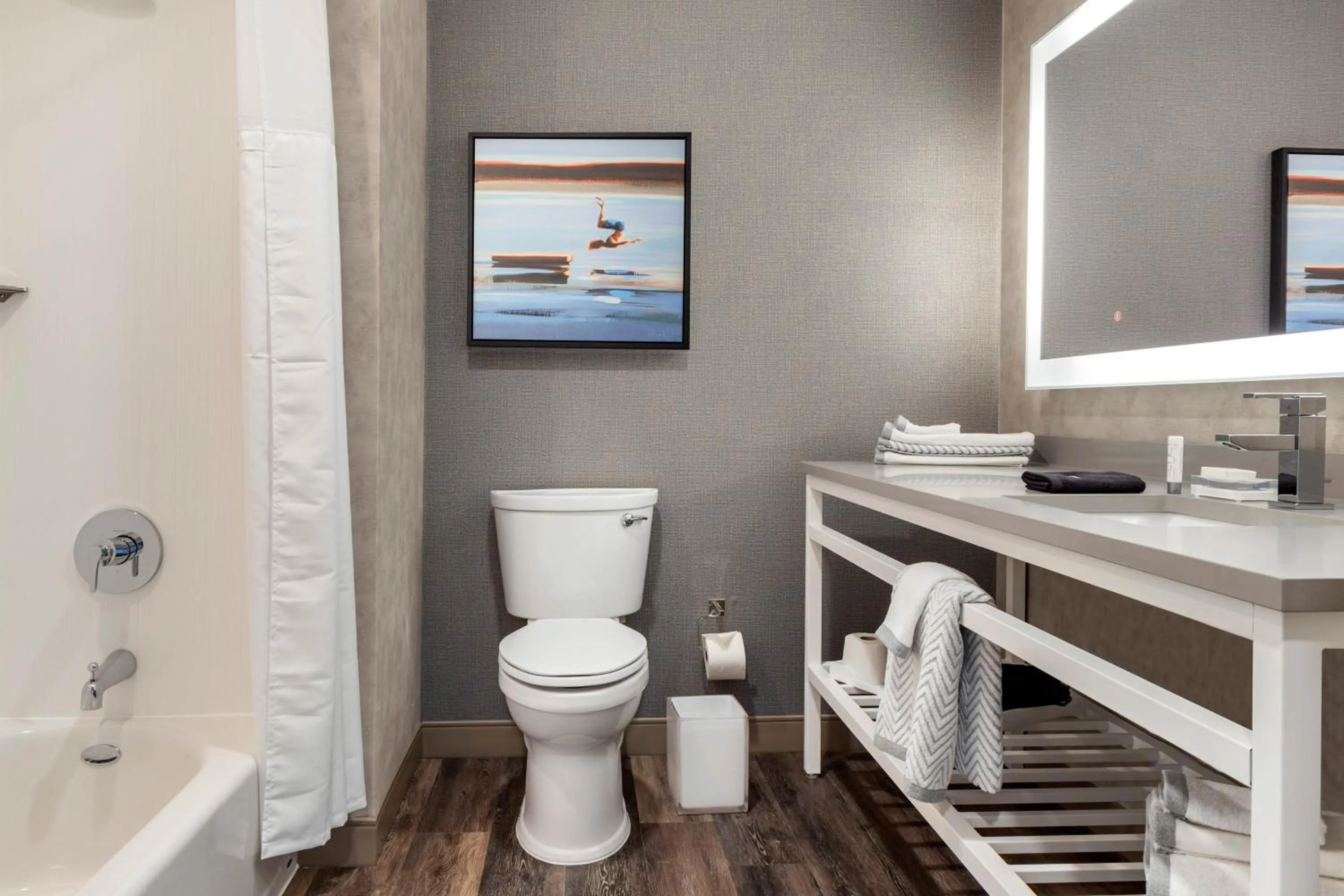 DoubleTree by Hilton Summerville Nexton