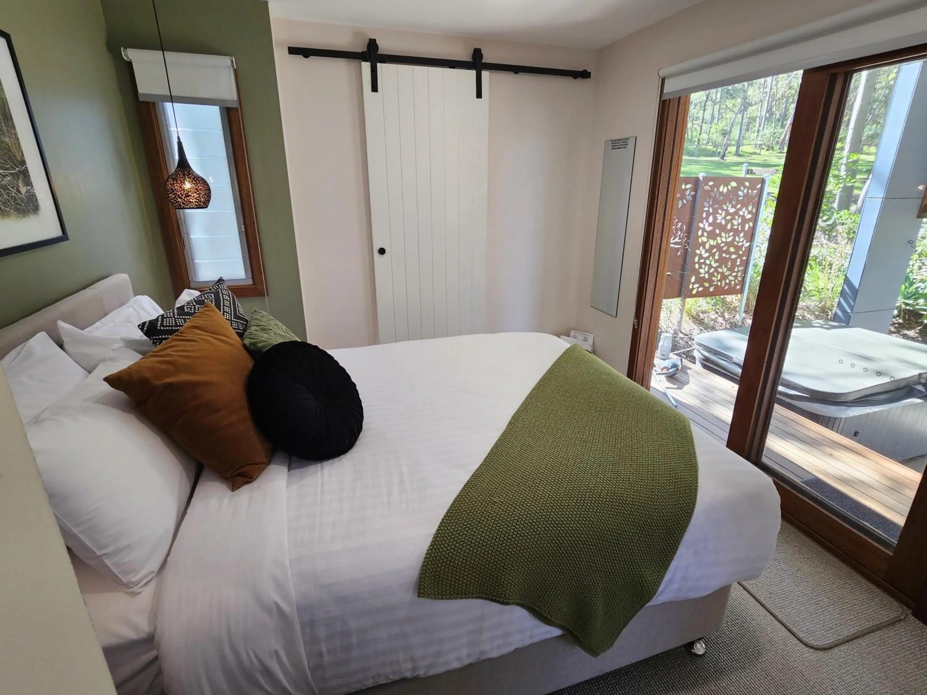 Bed in Tuckers Lane Boutique Accommodation