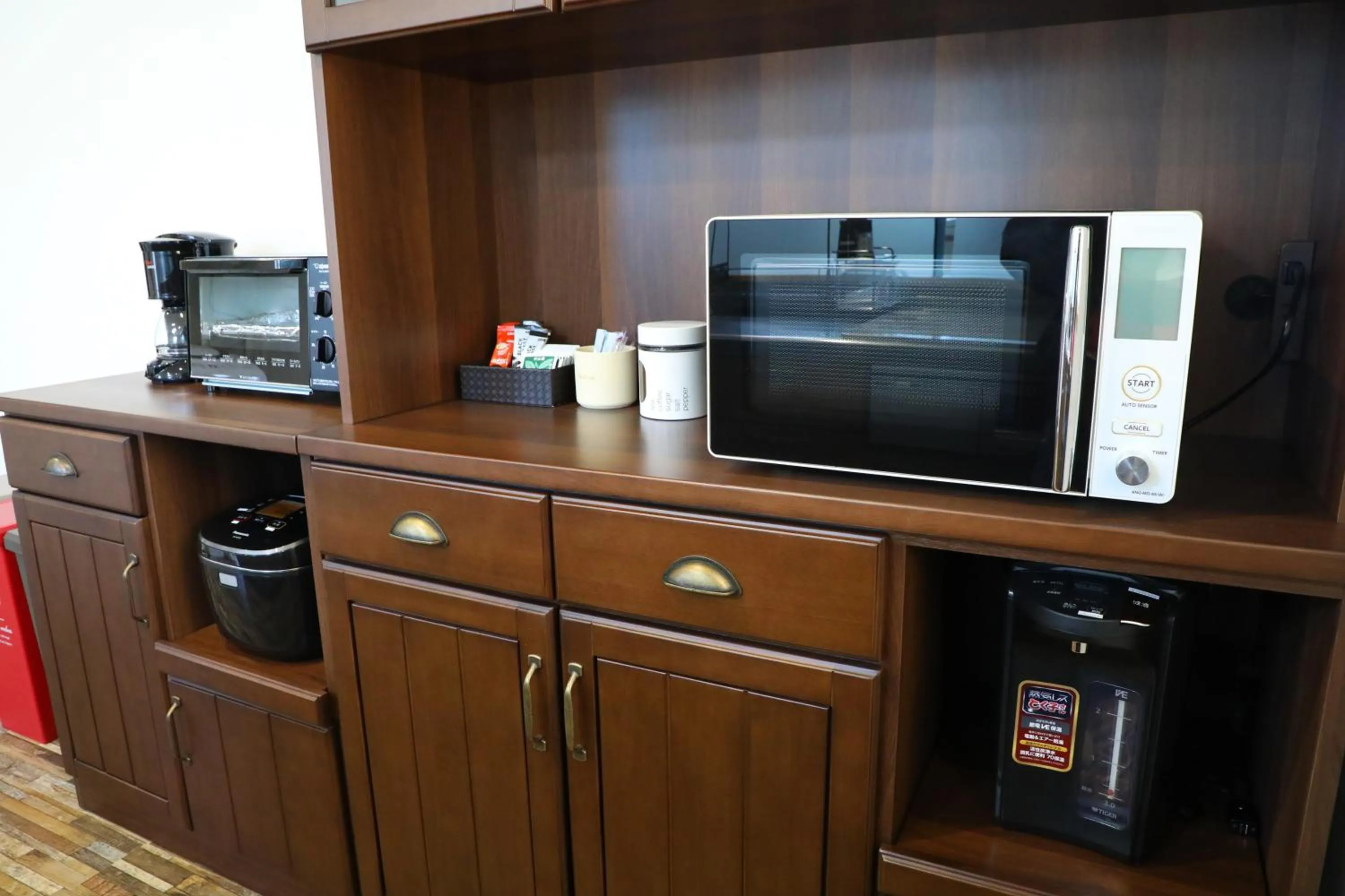 Kitchen or kitchenette in Donguri House