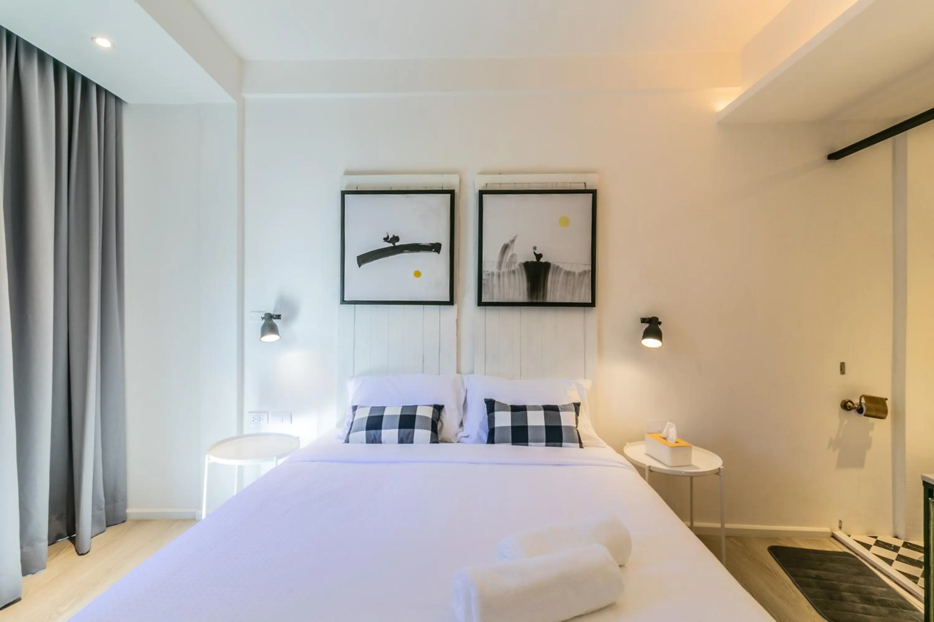 Deluxe Double Room with Balcony in UHU Bangkok