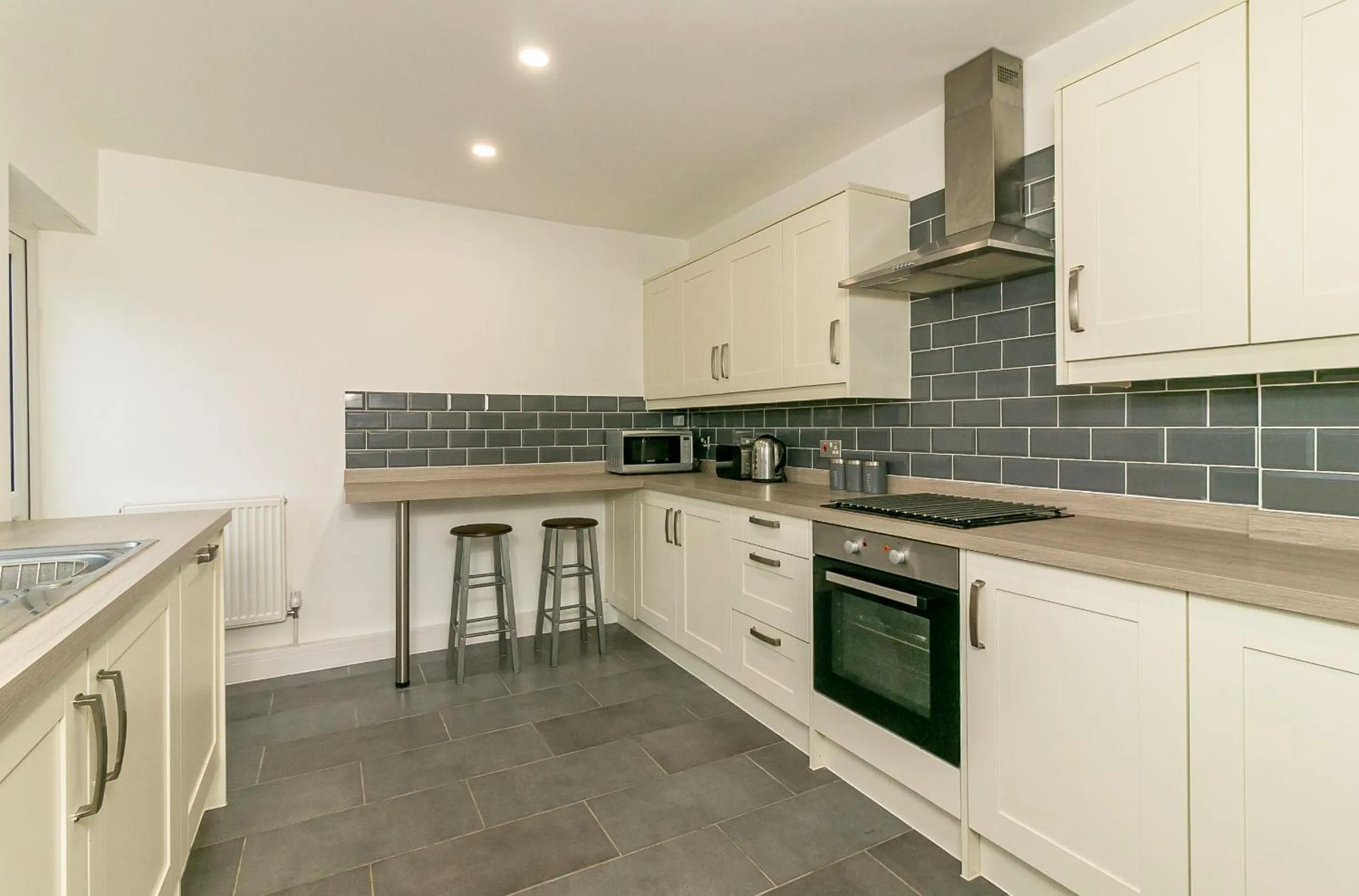 Kitchen or kitchenette in Denby Lodge
