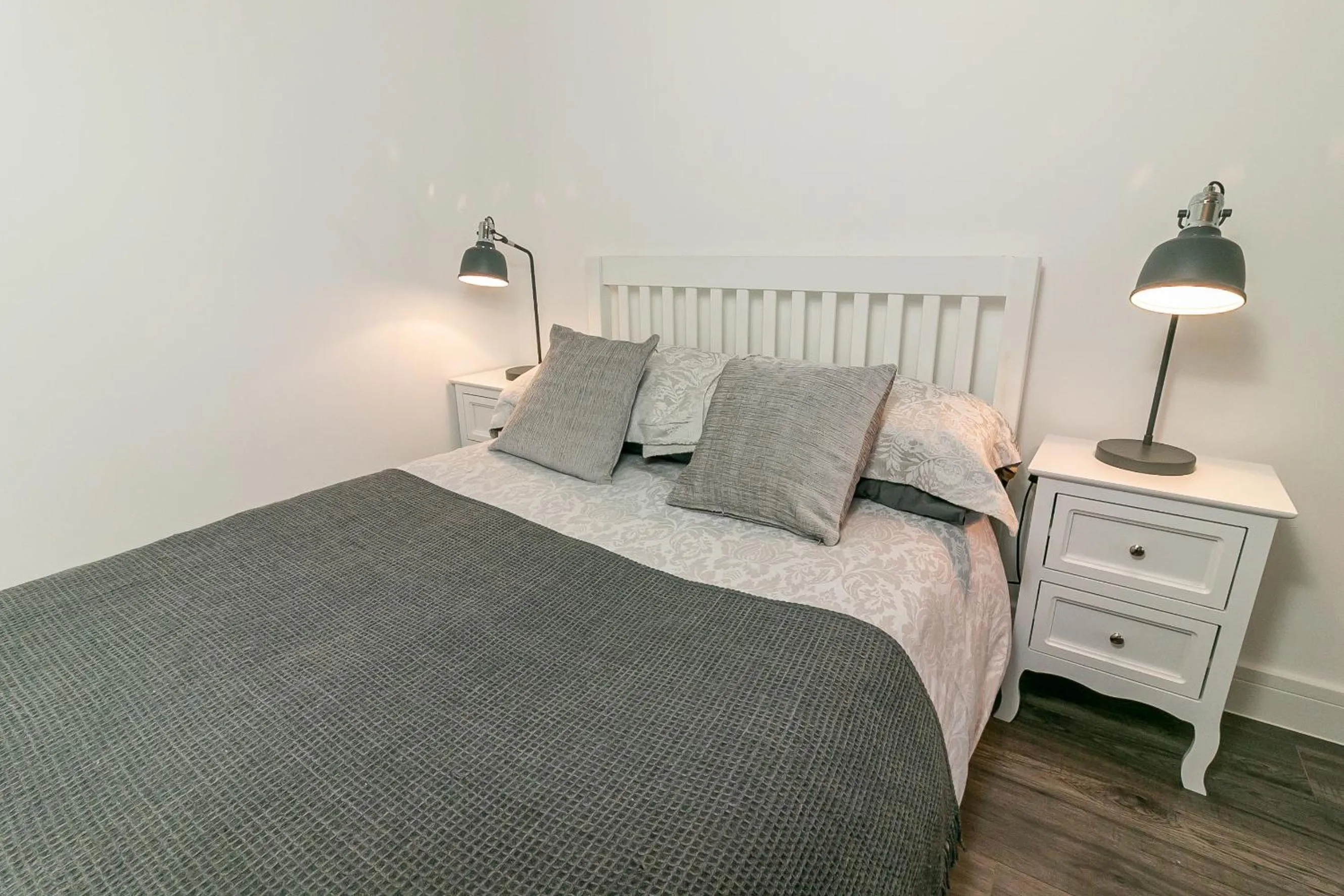 Bedroom, Bed in Denby Lodge