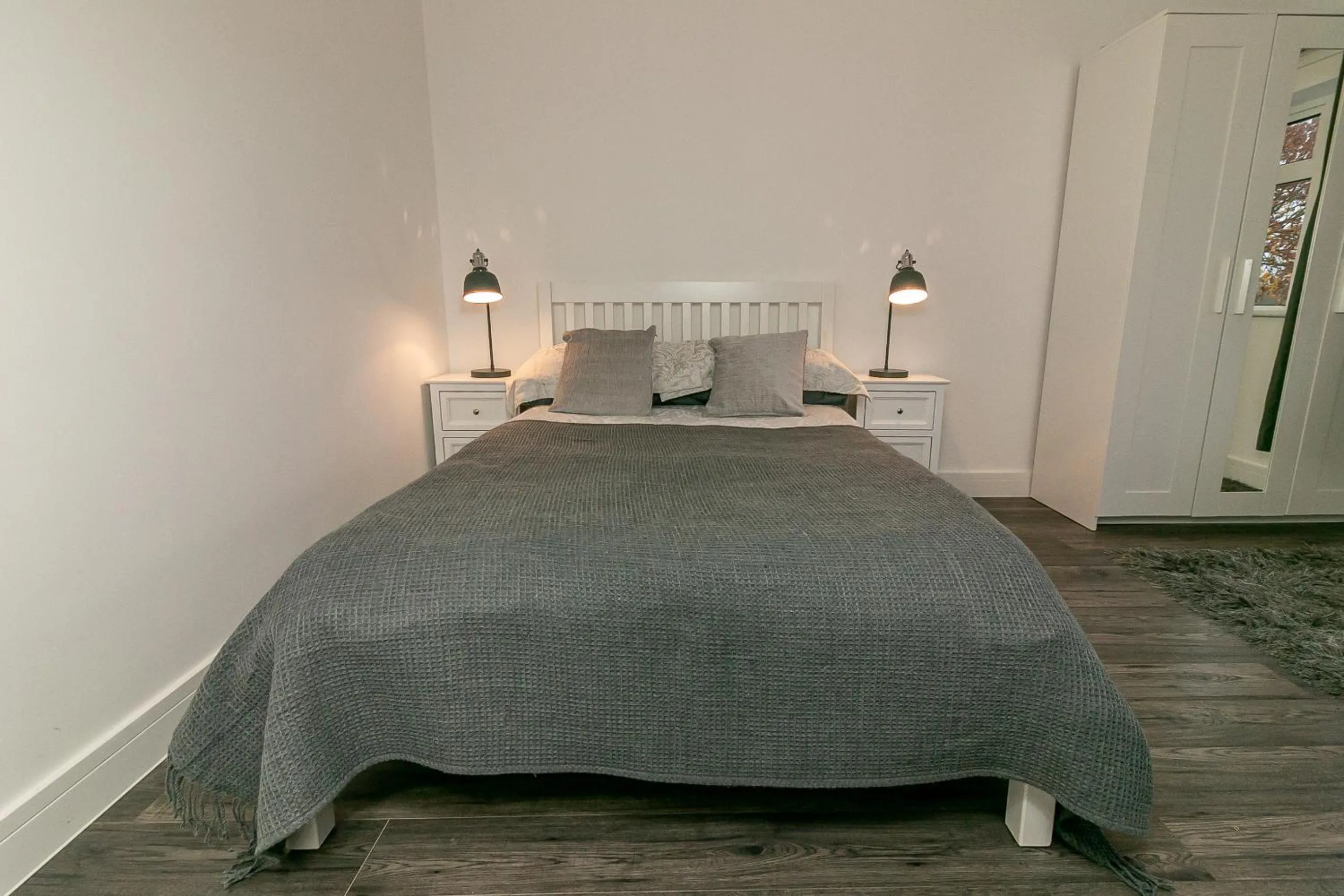 Bedroom, Bed in Denby Lodge