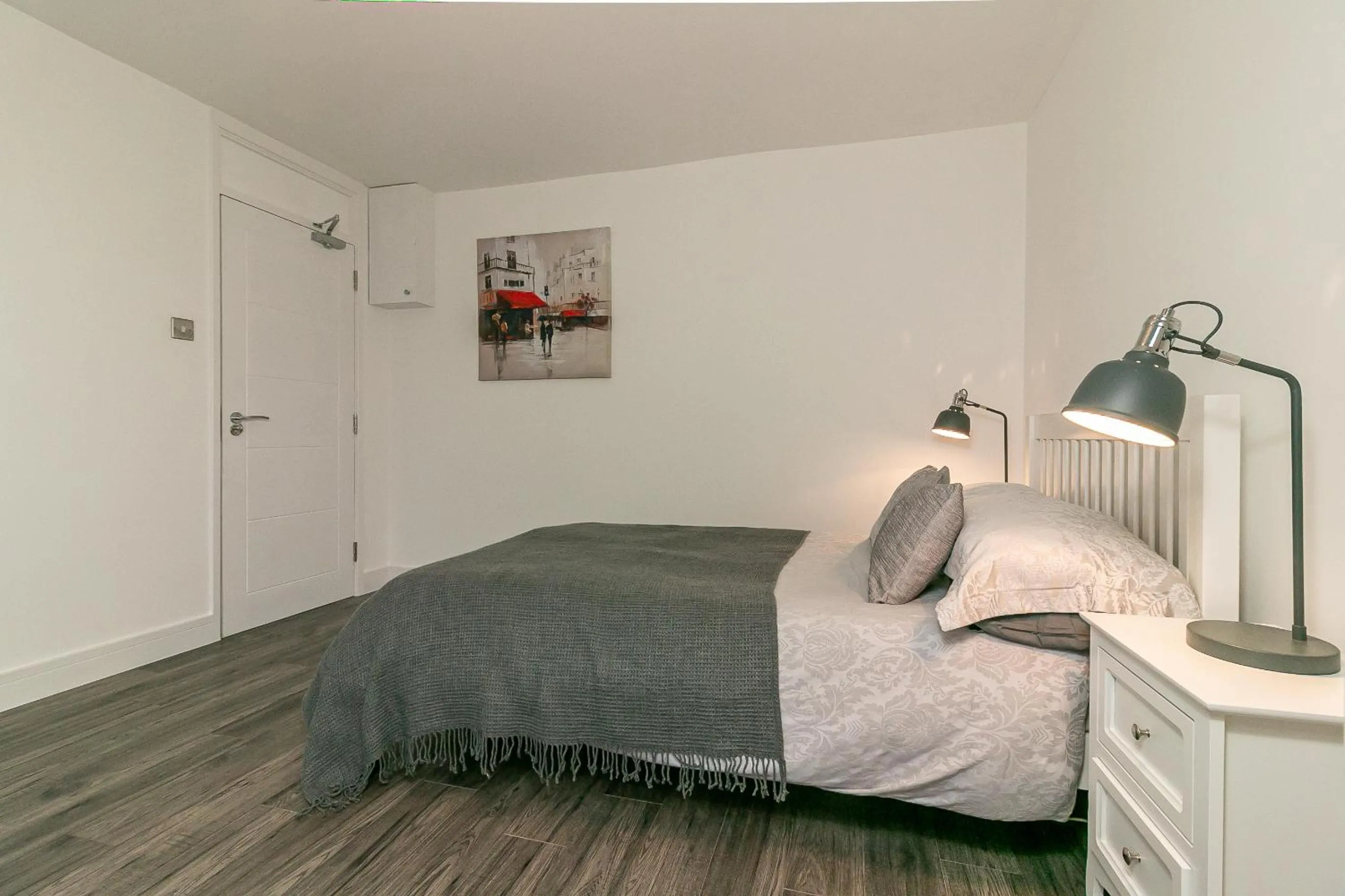 Bedroom, Bed in Denby Lodge