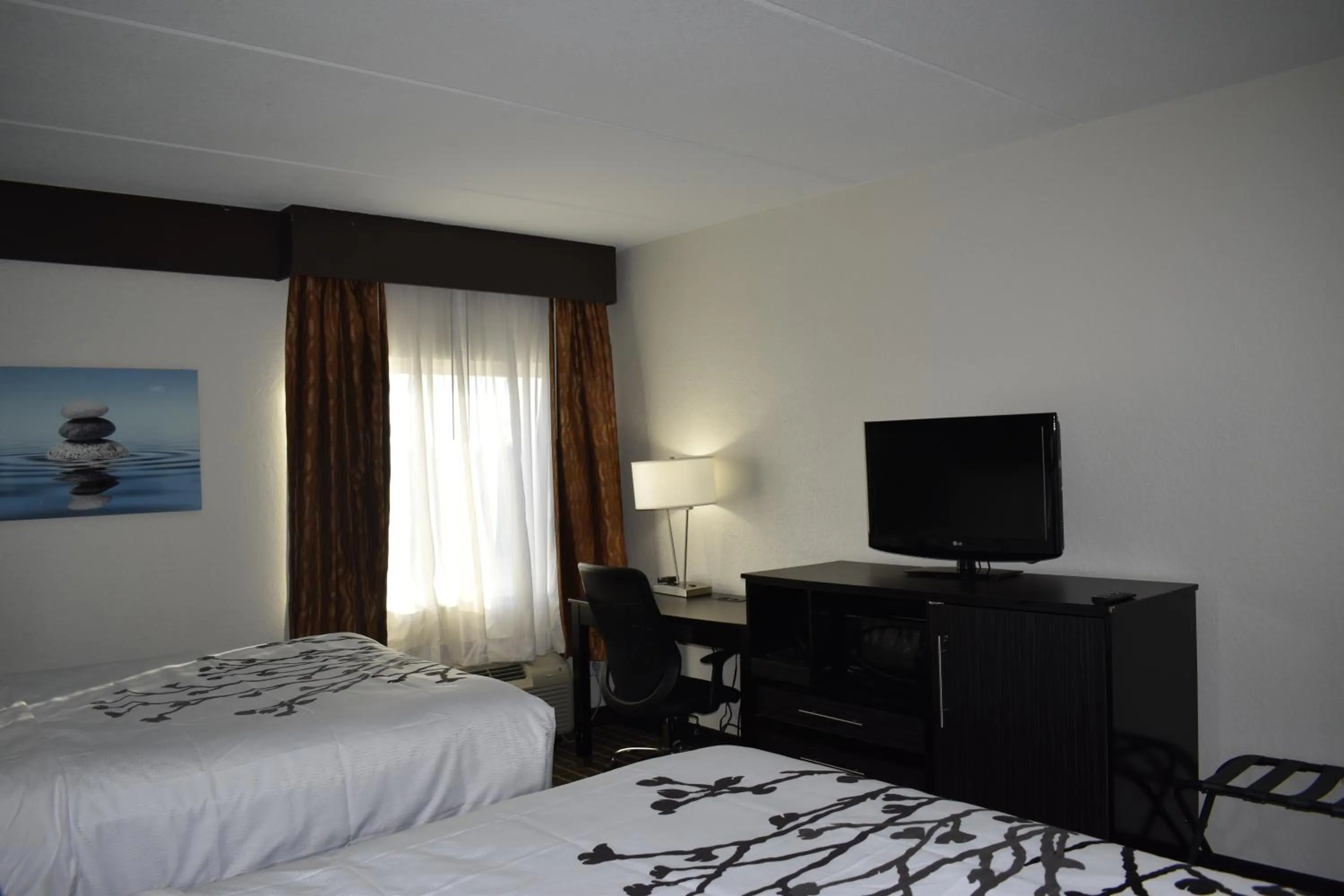 Bed in Sleep Inn & Suites West Knoxville