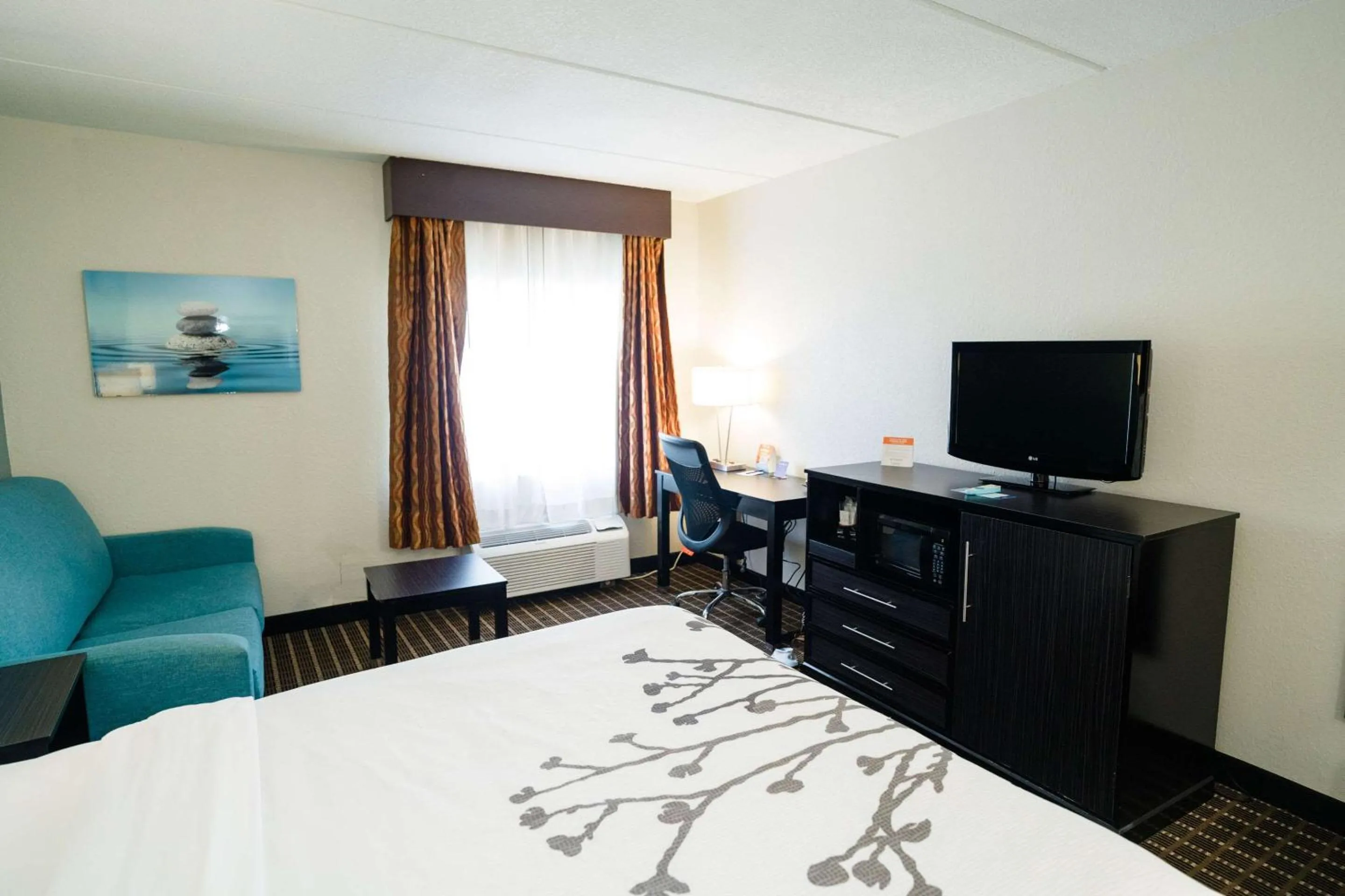 Bedroom, Bed in Sleep Inn & Suites West Knoxville