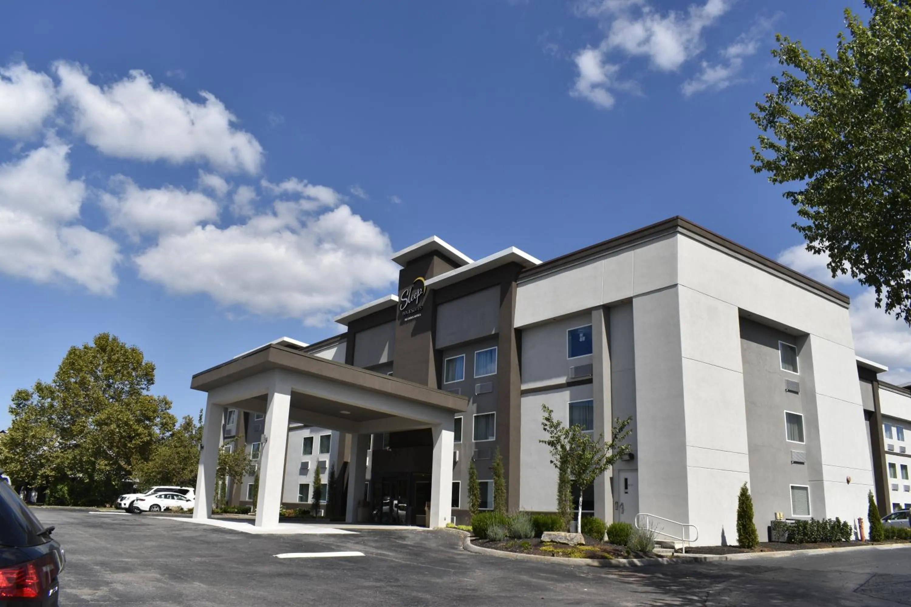 Property building in Sleep Inn & Suites West Knoxville