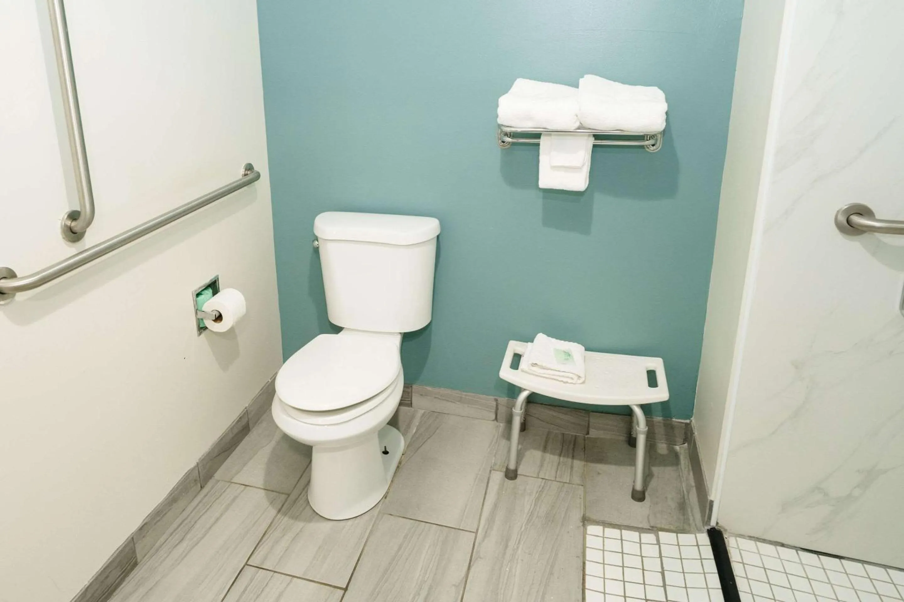 Bedroom in Sleep Inn & Suites West Knoxville