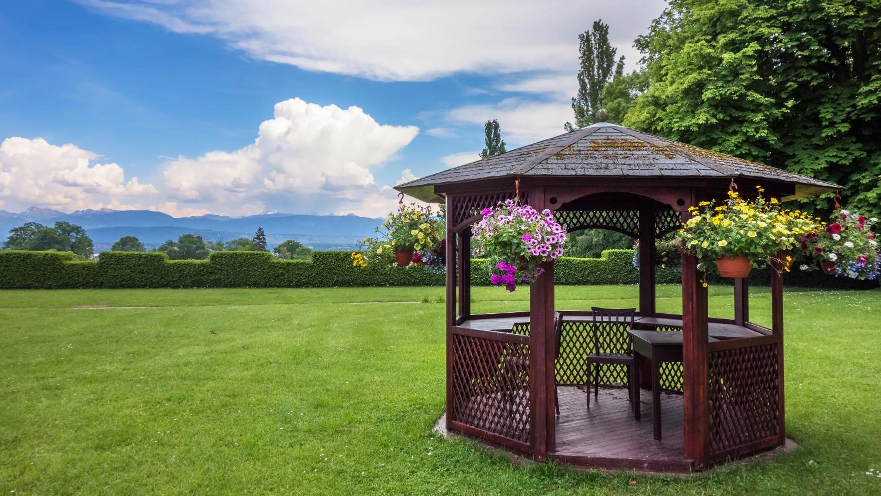 Garden in Château de Bossey