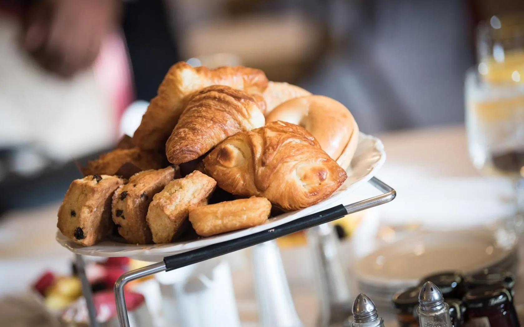 Restaurant/places to eat in Château de Bossey