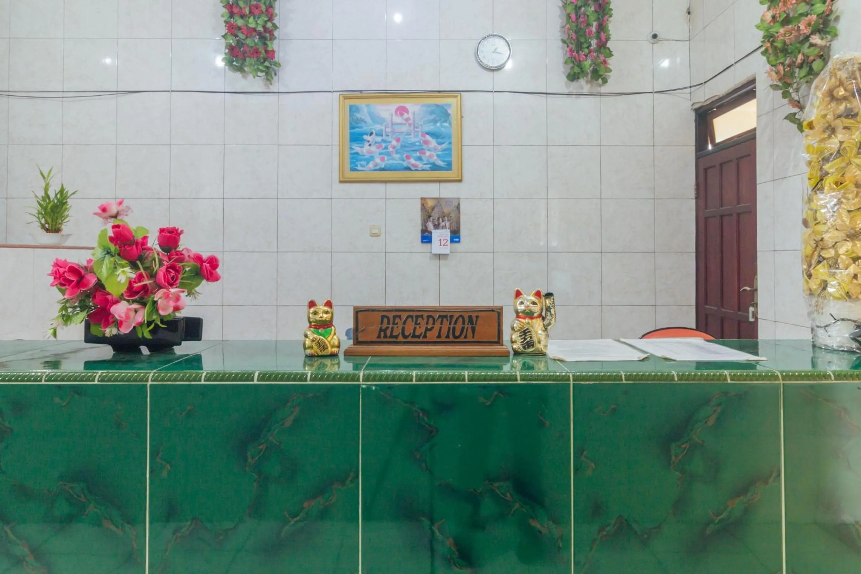 Lobby or reception in Hotel O Astika