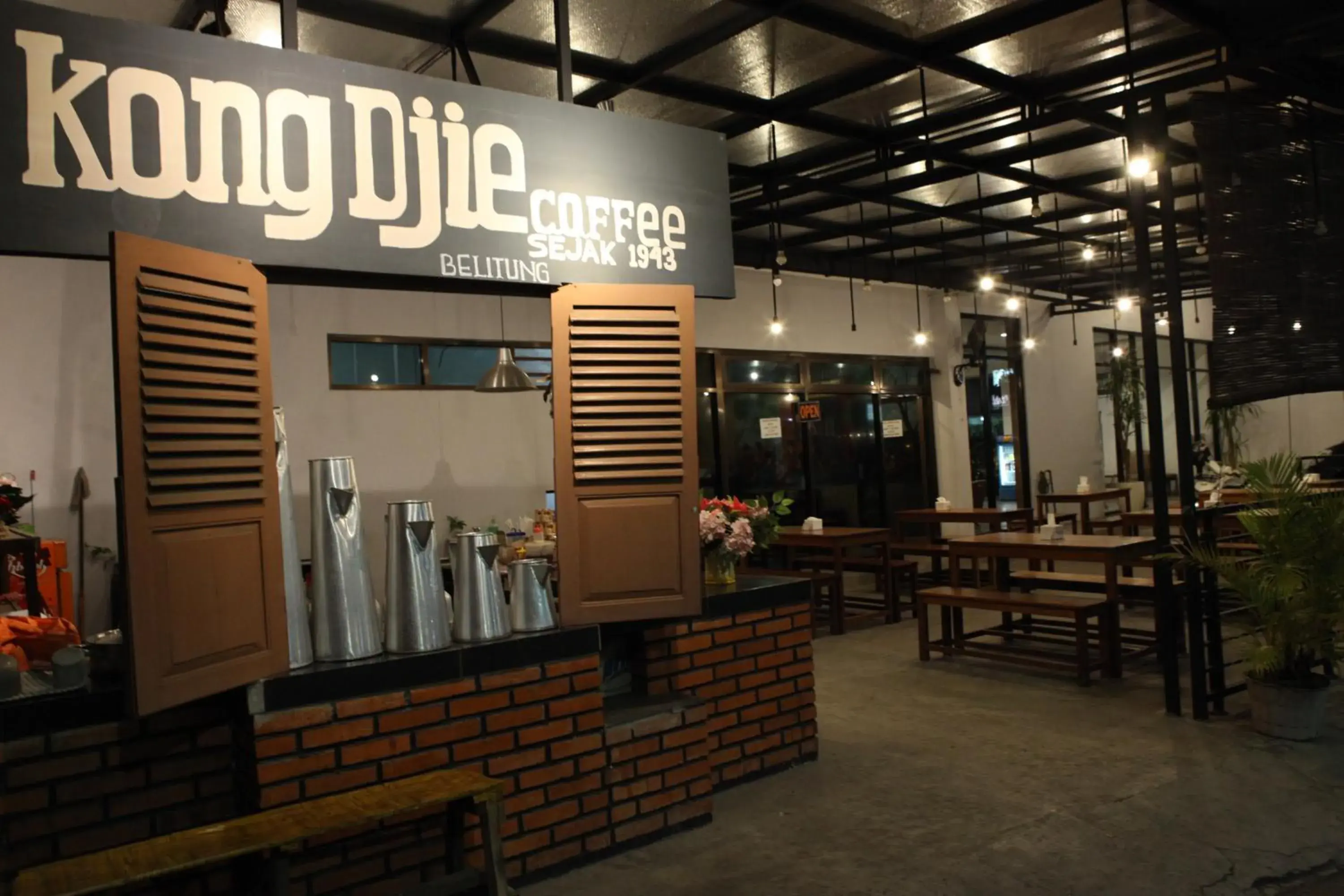 Restaurant/places to eat in Rahayu Hotel Cirebon Restaurant/places to eat in Rahayu Hotel Cirebon