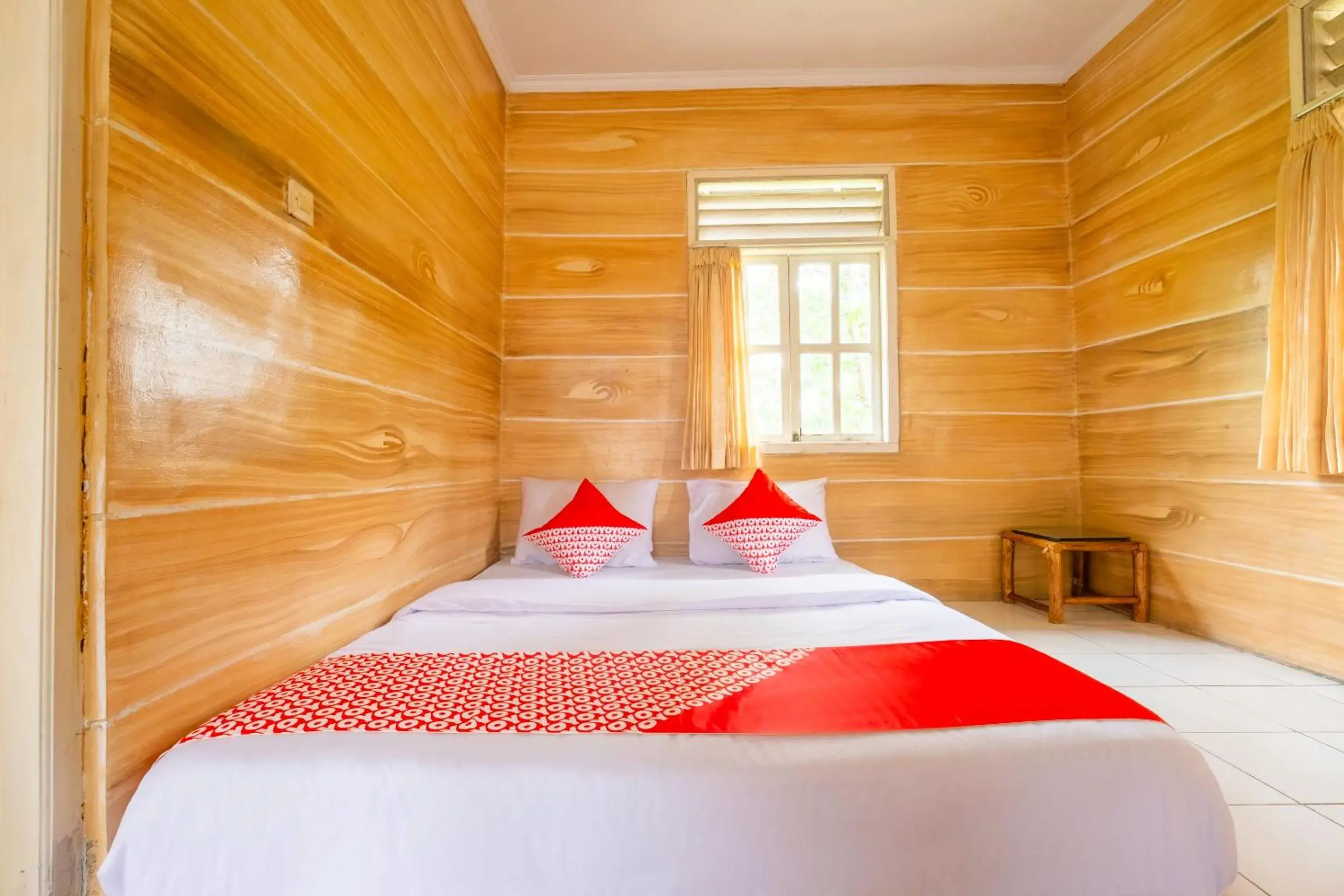 Bedroom, Bed in OYO 2278 Cikidang Hunting Resort Bedroom, Bed in OYO 2278 Cikidang Hunting Resort