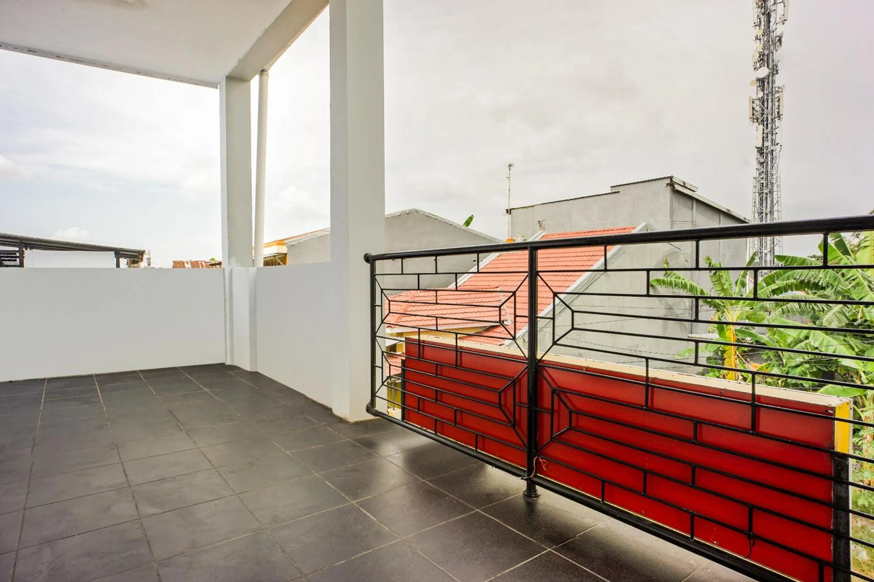 Balcony/Terrace in OYO 2277 Lulu Homes