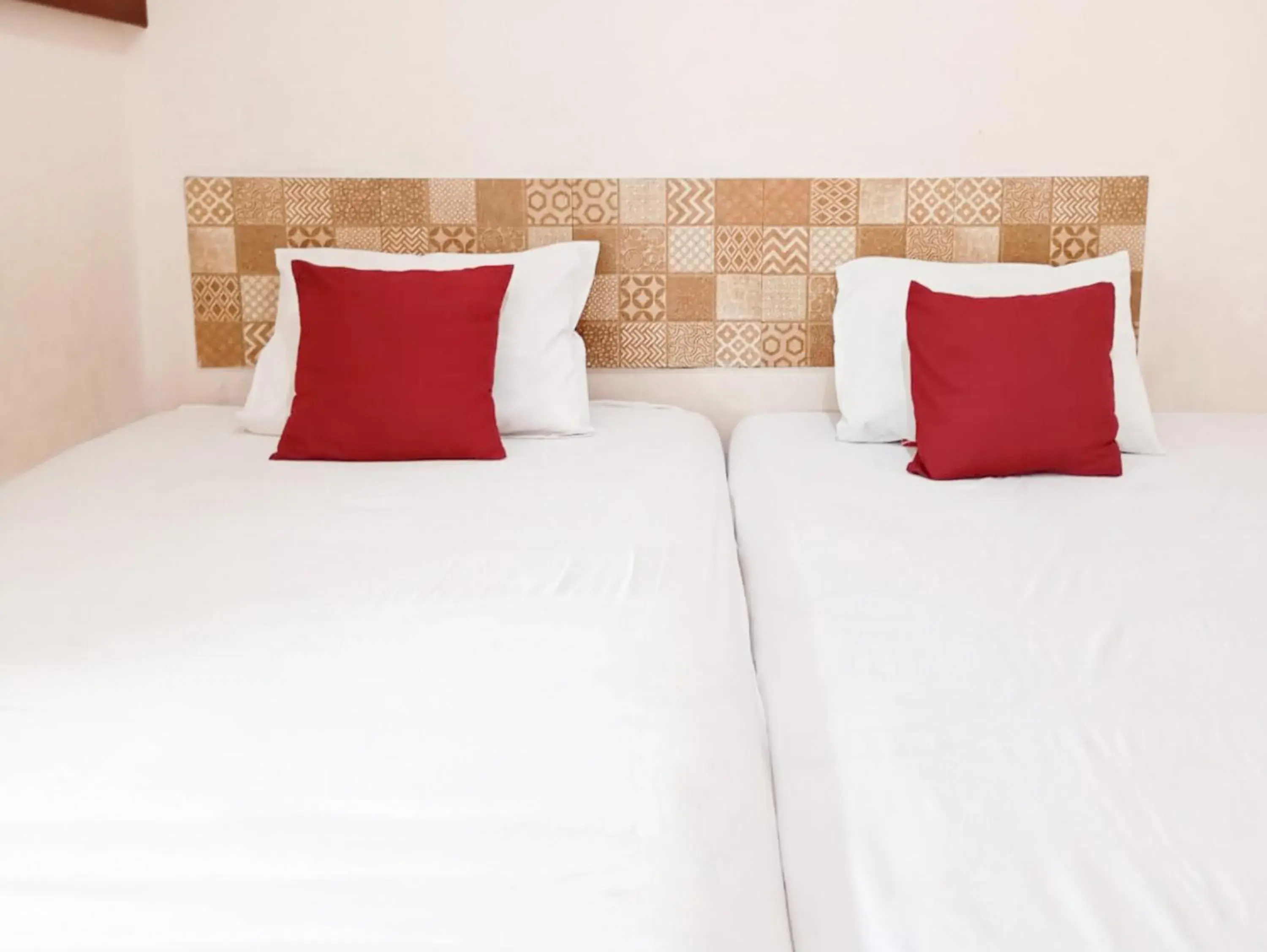 Bedroom, Bed in Art Guesthouse Syariah Near Malioboro RedPartner Bedroom, Bed in Art Guesthouse Syariah Near Malioboro RedPartner