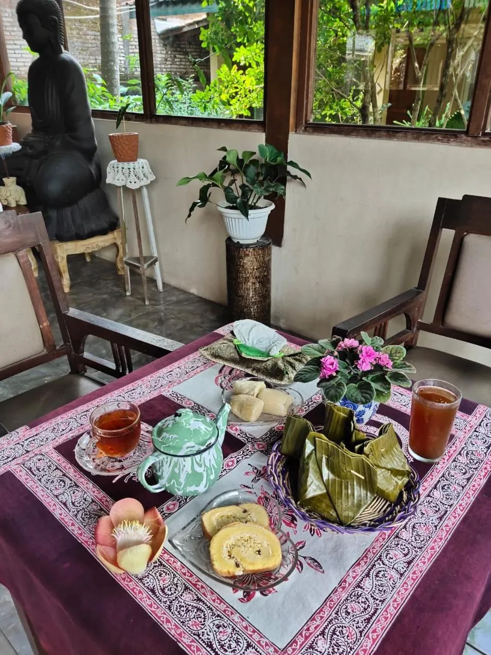 Meals in Mettaloka Guesthouse