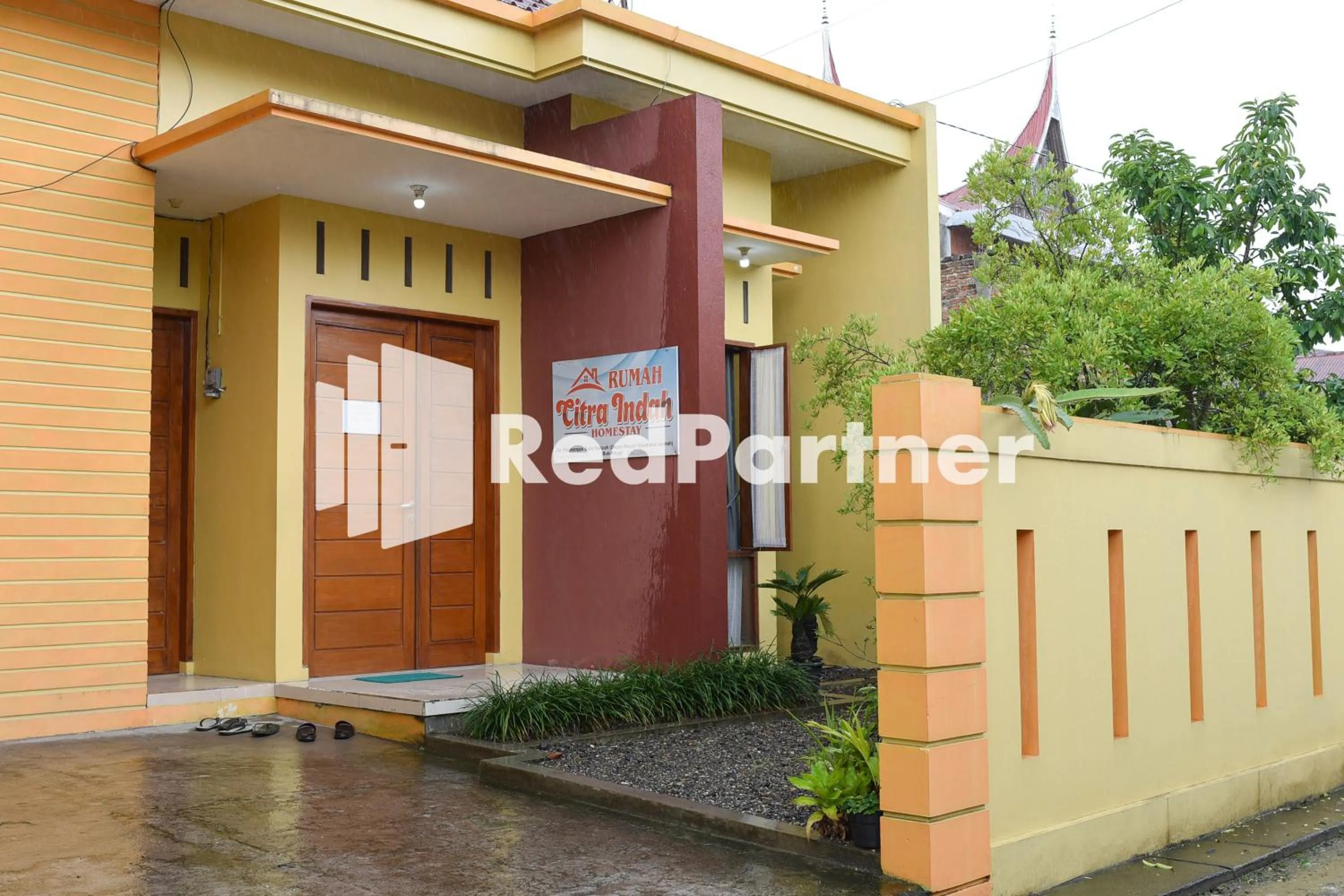Property building in Homestay Rumah Citra Indah Syariah Mitra RedDoorz