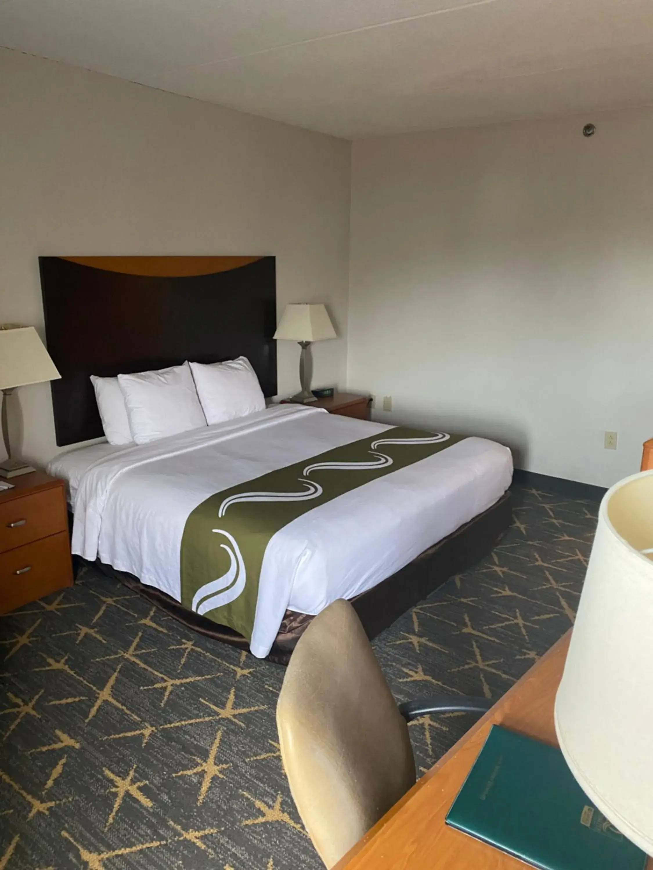 Bed in Quality Inn Spring Valley - Nanuet Bed in Quality Inn Spring Valley - Nanuet