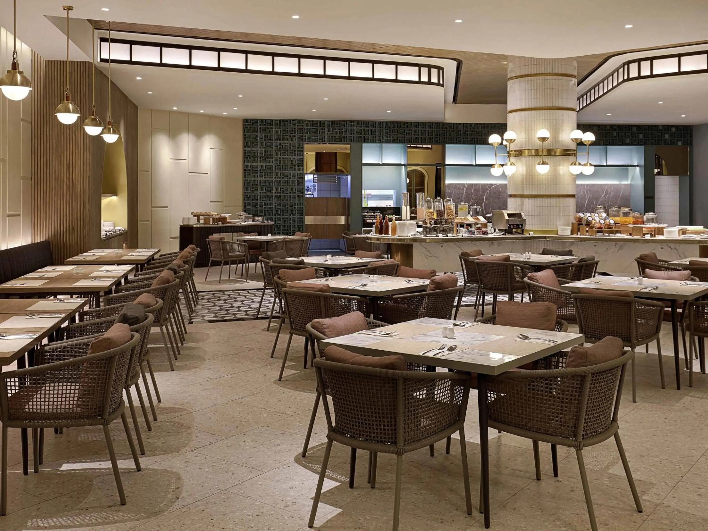 Restaurant/places to eat in Mercure Bengkulu