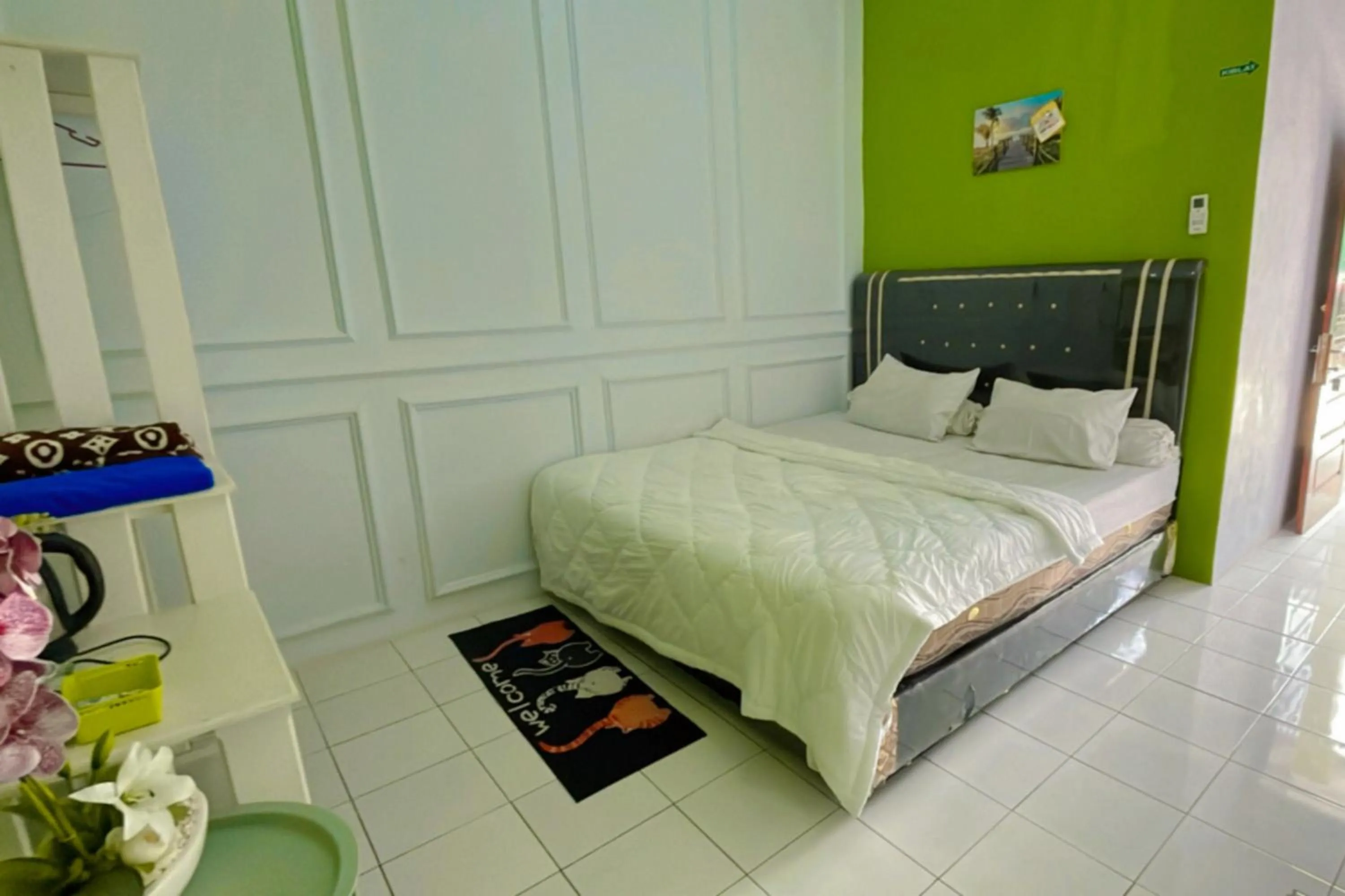 Bedroom, Bed in RedDoorz near Jalan Angsana Lubuk Linggau