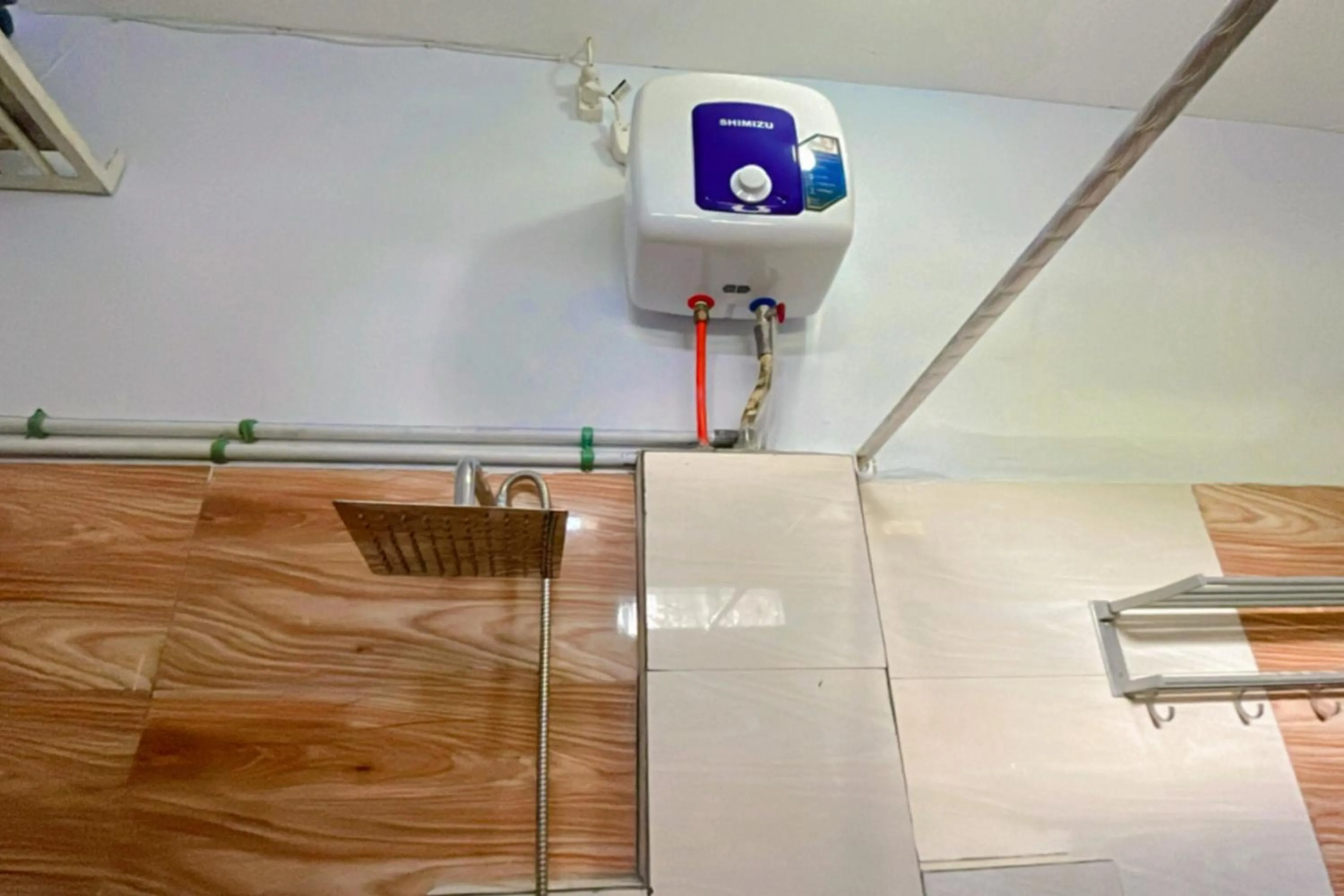 Bathroom in RedDoorz near Jalan Angsana Lubuk Linggau