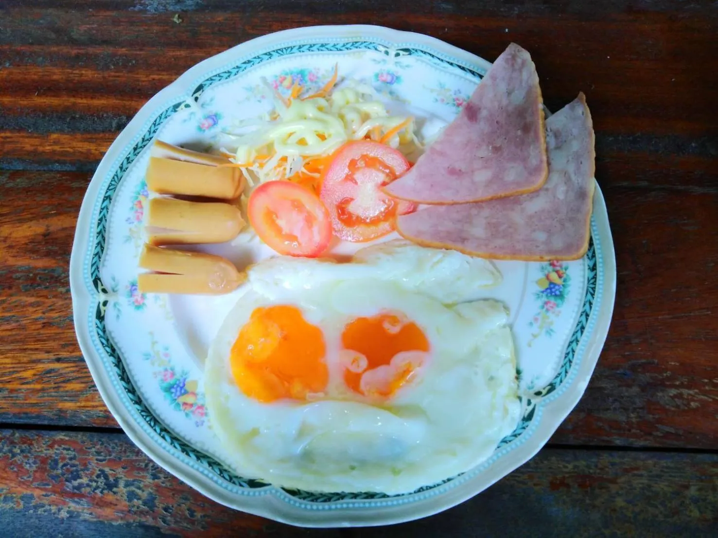 American breakfast in Pechpailin Resort