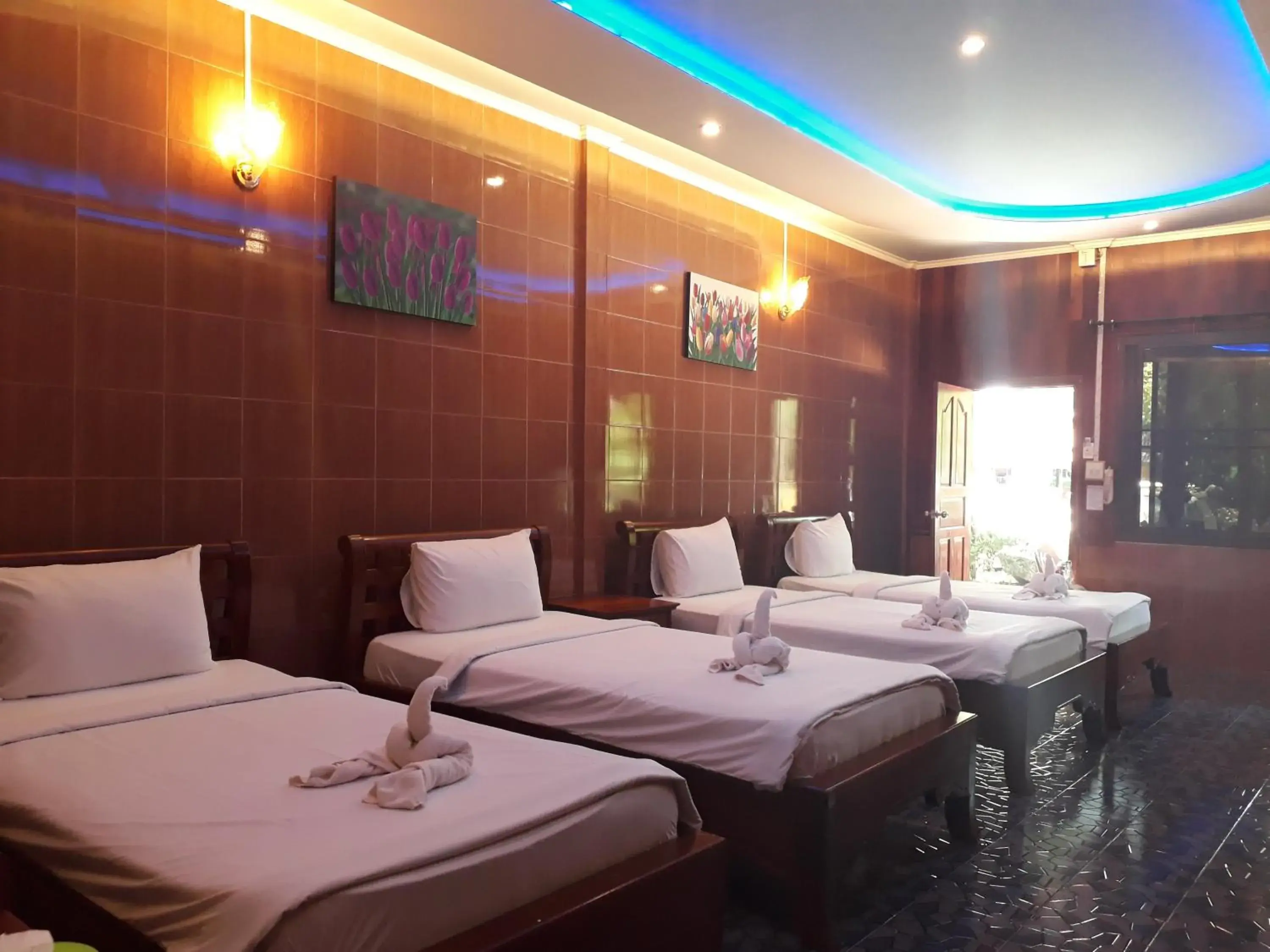 Photo of the whole room, Bed in Pechpailin Resort Photo of the whole room, Bed in Pechpailin Resort