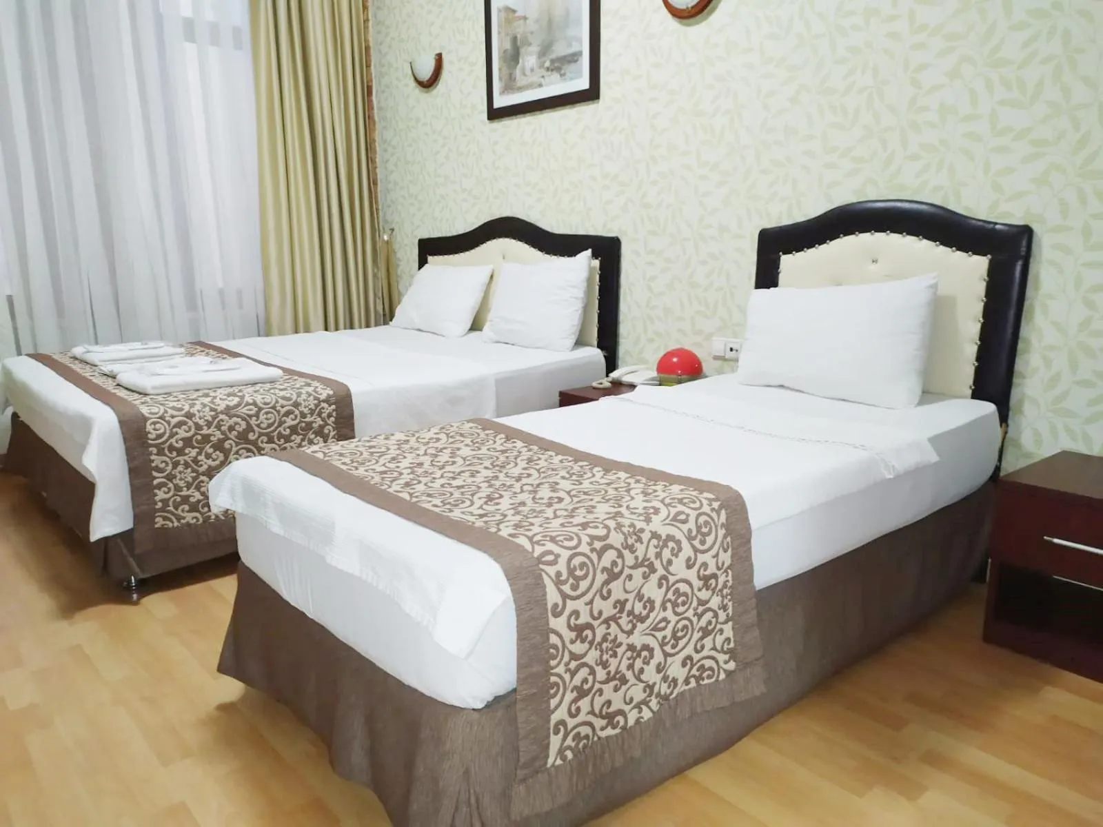 Photo of the whole room, Bed in Taxim Hotel Marin