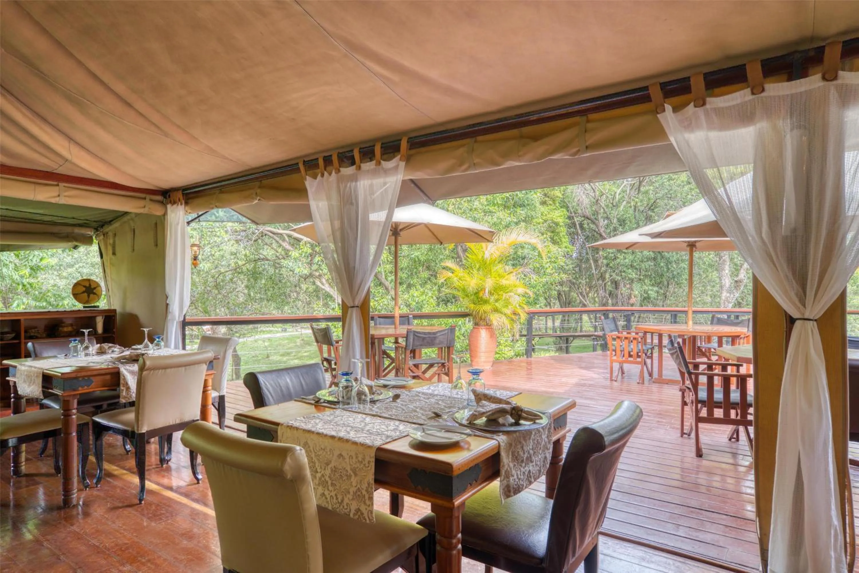 Restaurant/places to eat in Olare Mara Kempinski