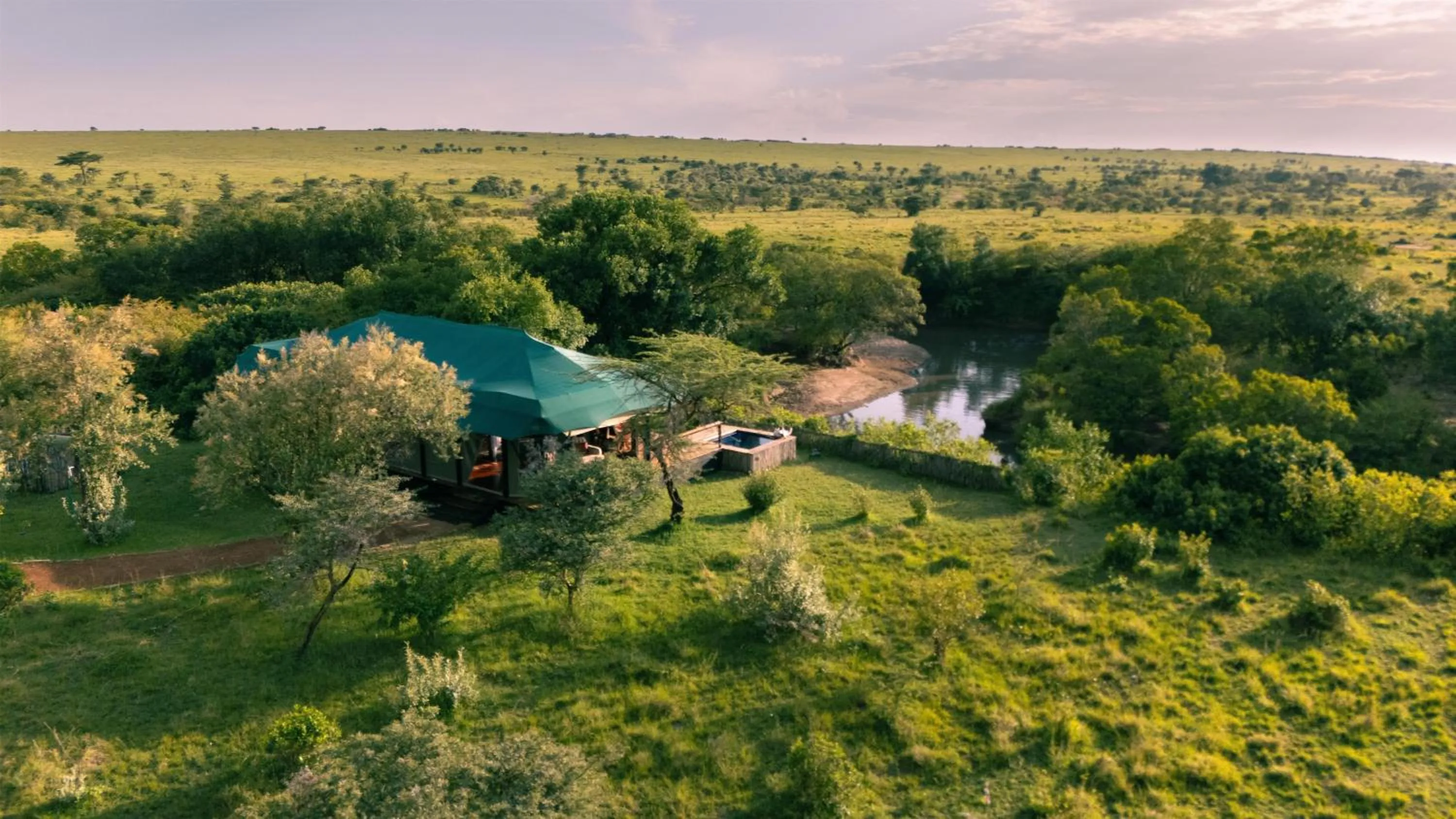 Property building in Olare Mara Kempinski