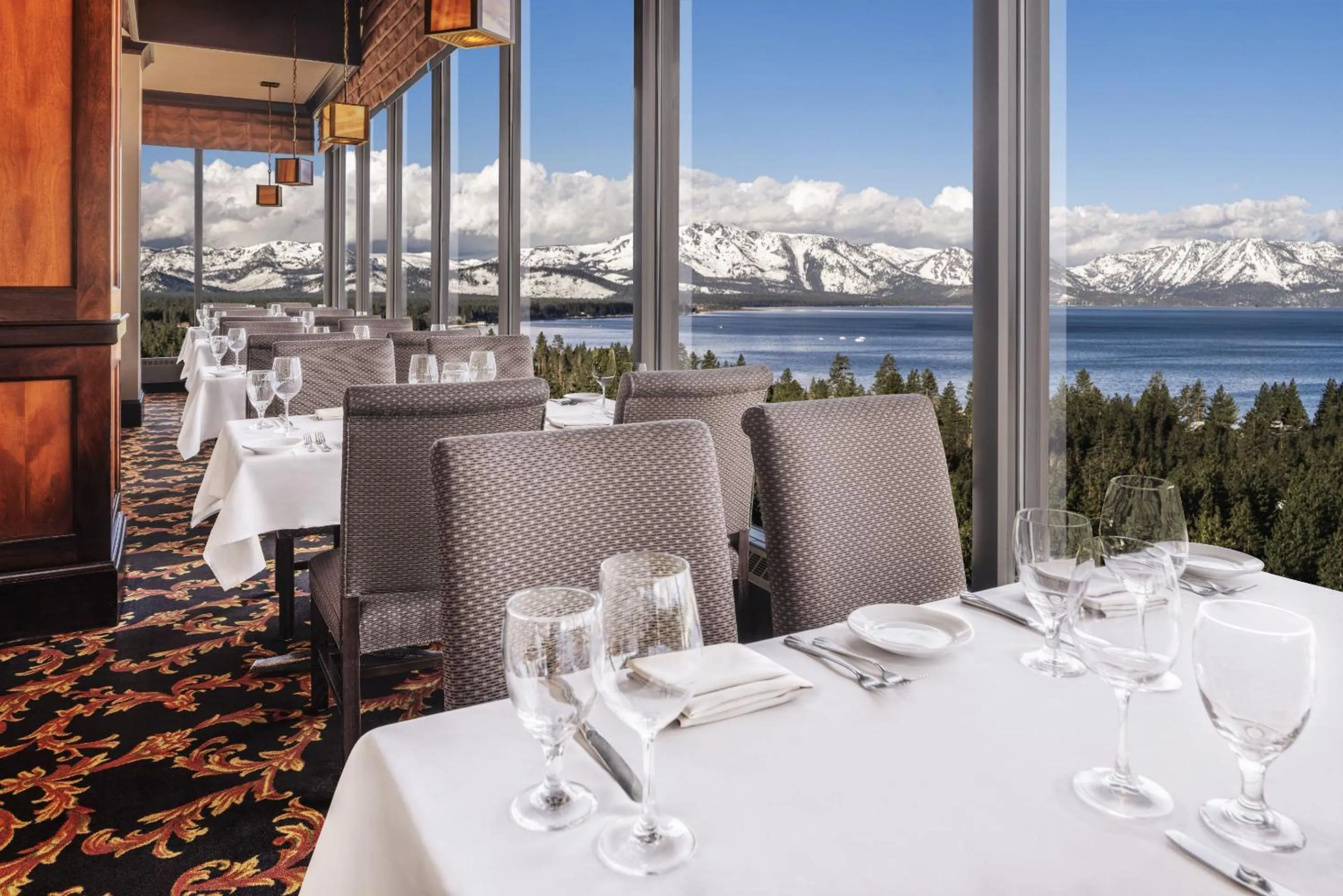 Restaurant/places to eat in Harrah's Lake Tahoe, A Caesars Destination