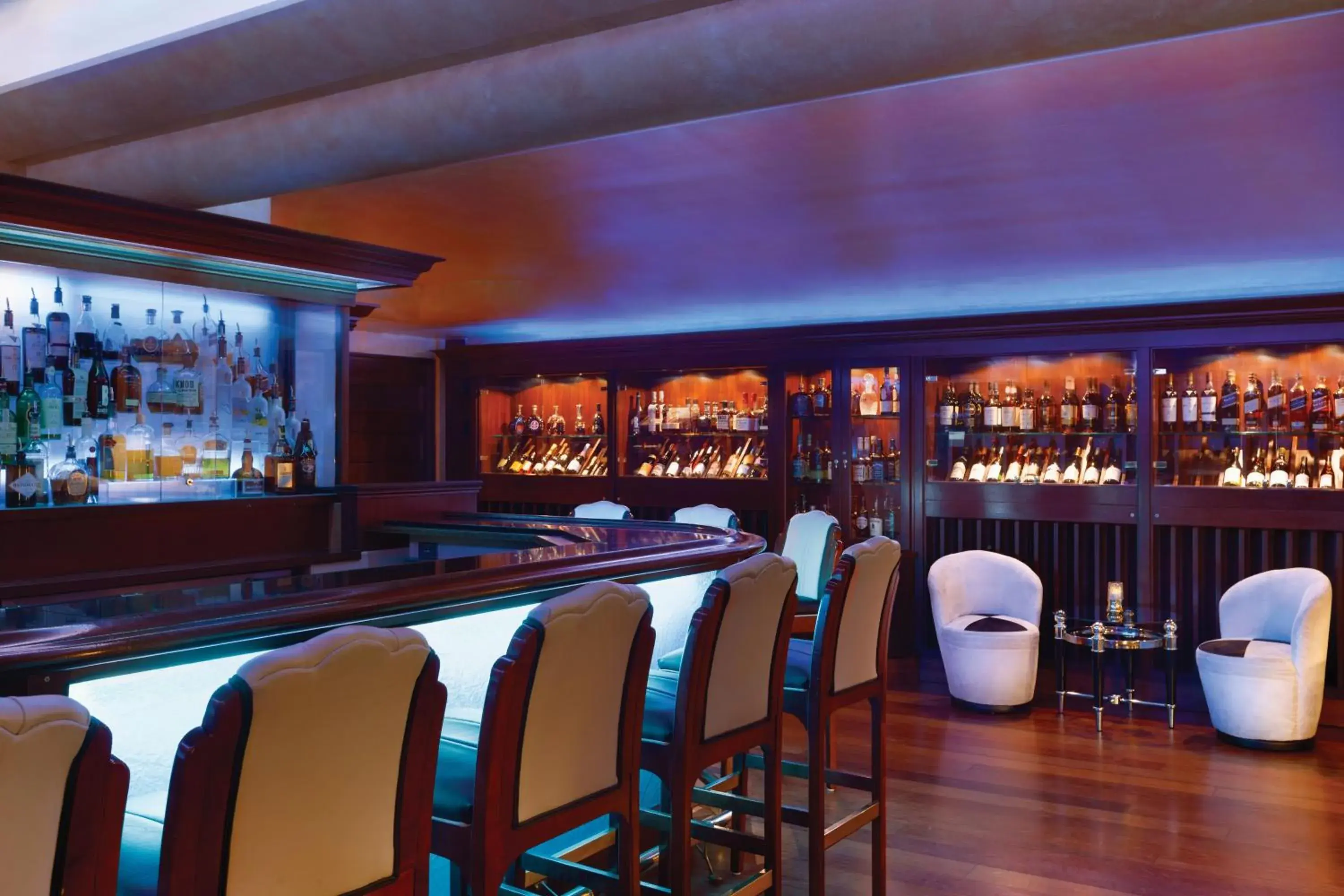 Lounge or bar in Harrah's Lake Tahoe, A Caesars Destination Lounge or bar in Harrah's Lake Tahoe, A Caesars Destination