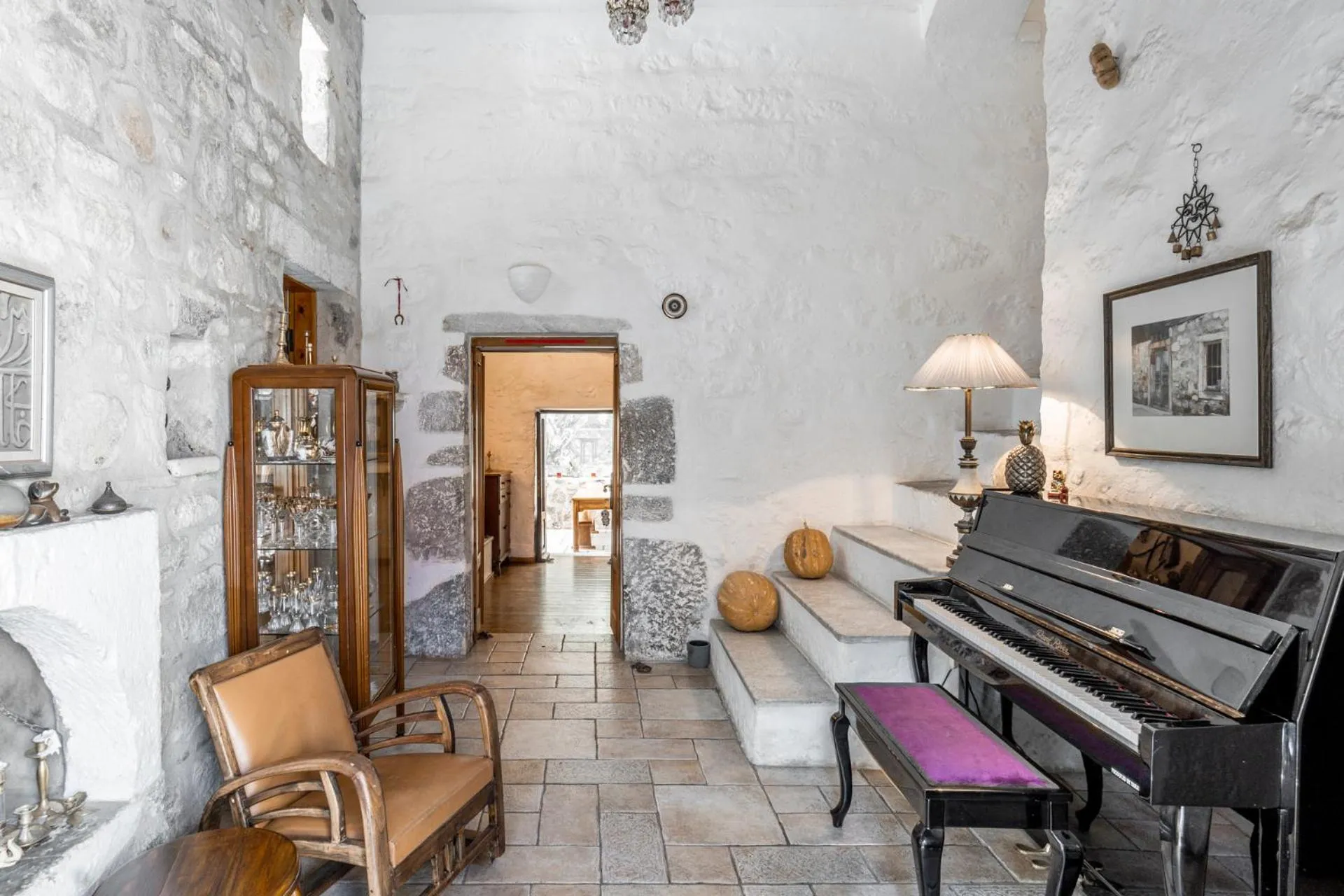 Property building in Ha La Bodrum