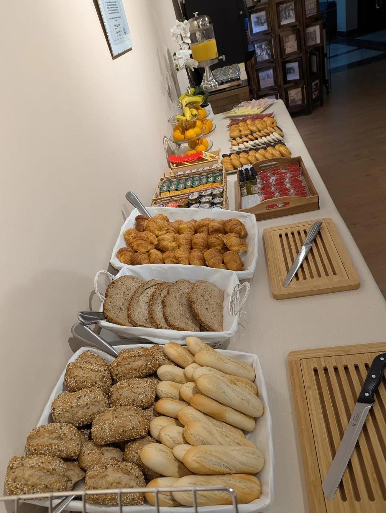 Breakfast in Hotel de Francia y París