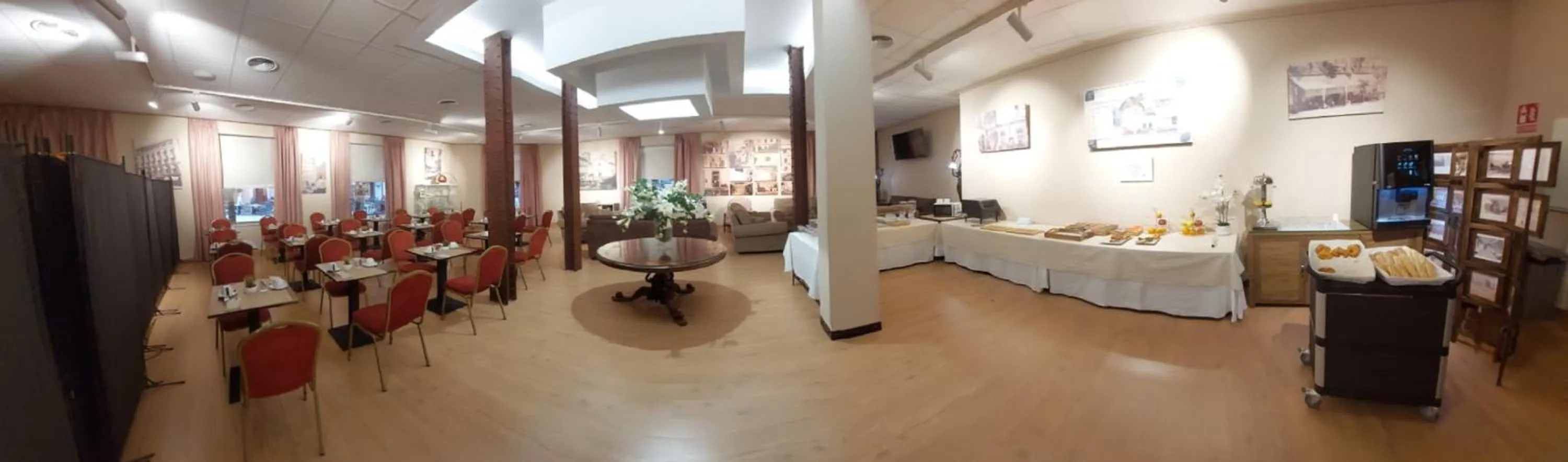 Breakfast in Hotel de Francia y París