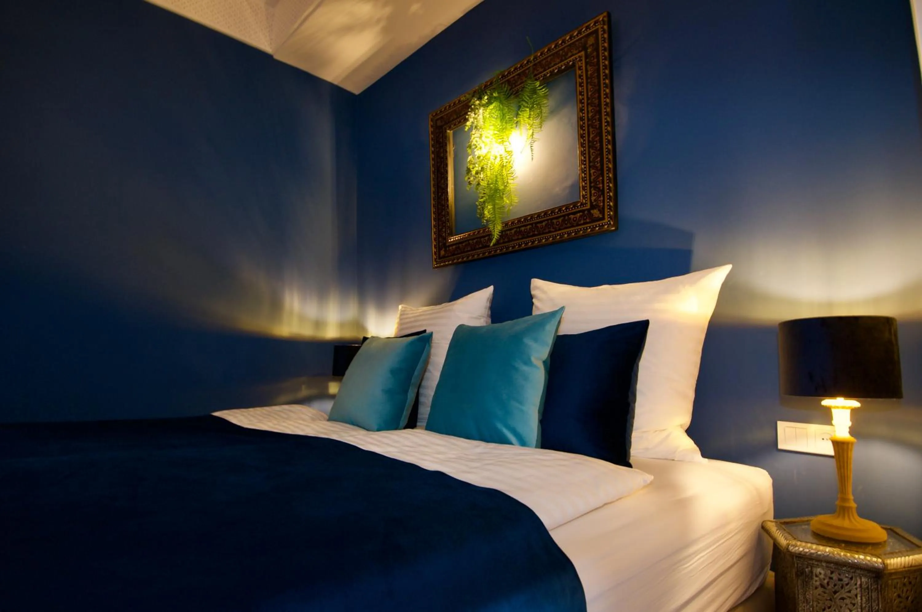 Photo of the whole room, Bed in La Claire Fontaine