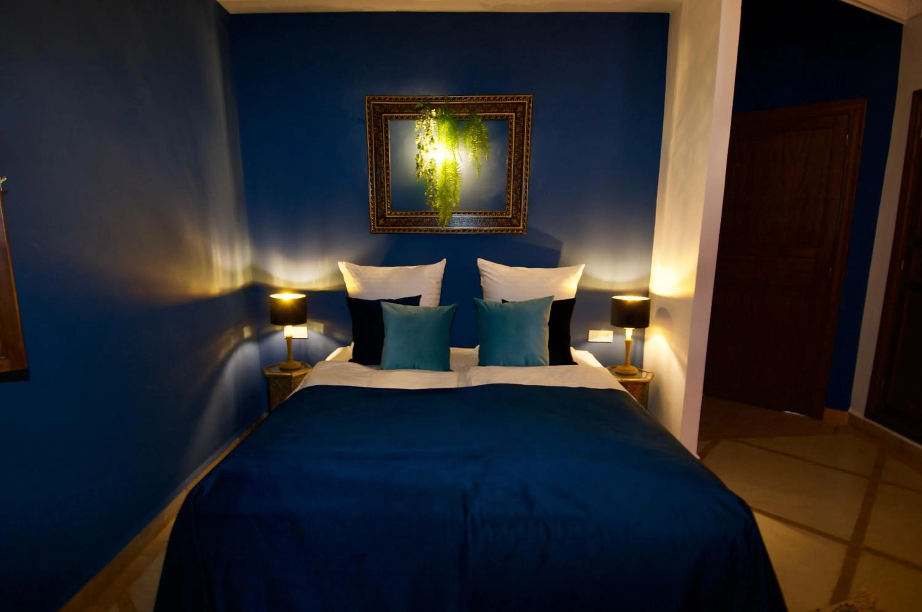 Photo of the whole room, Bed in La Claire Fontaine