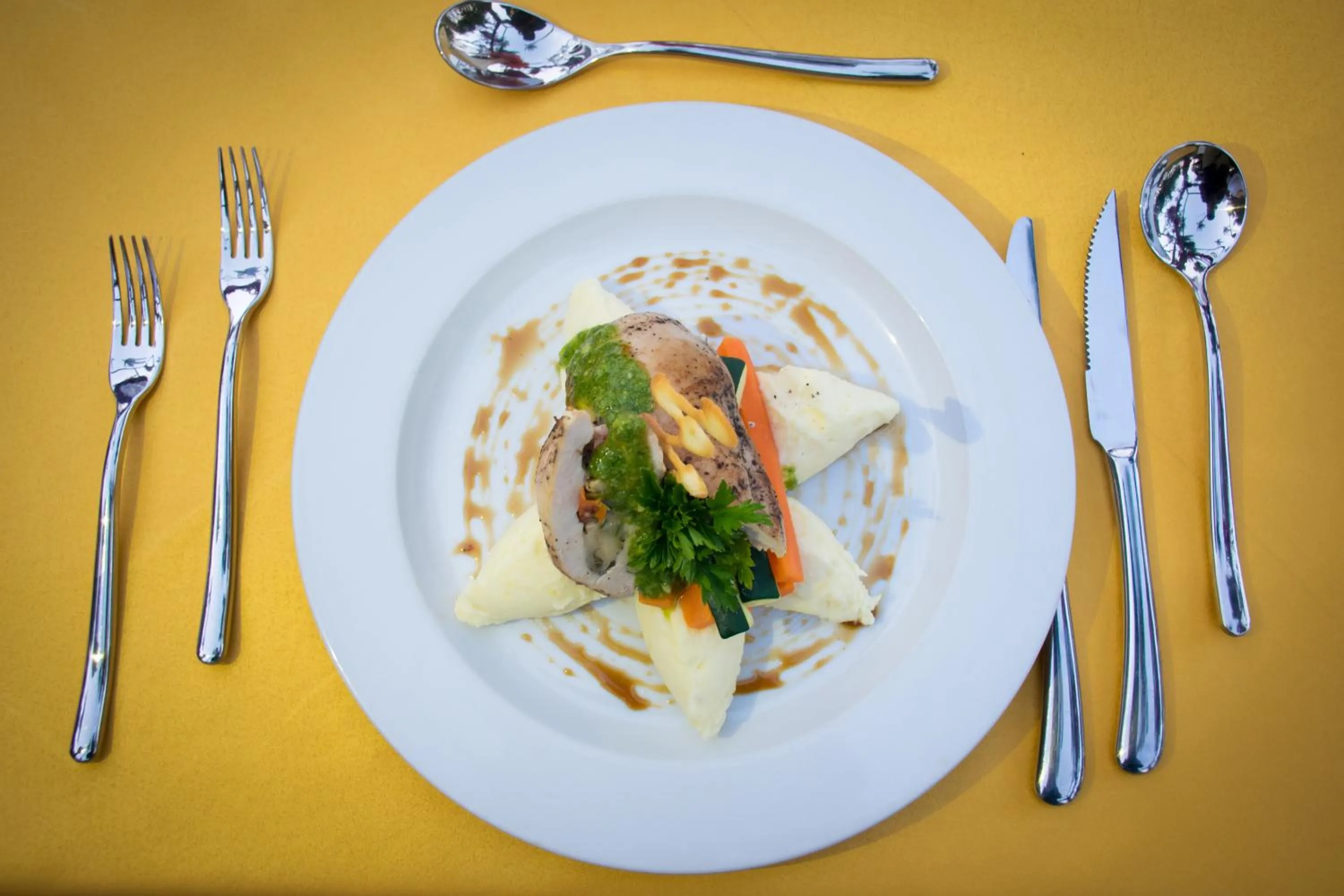 Restaurant/places to eat in Kena Beach Hotel