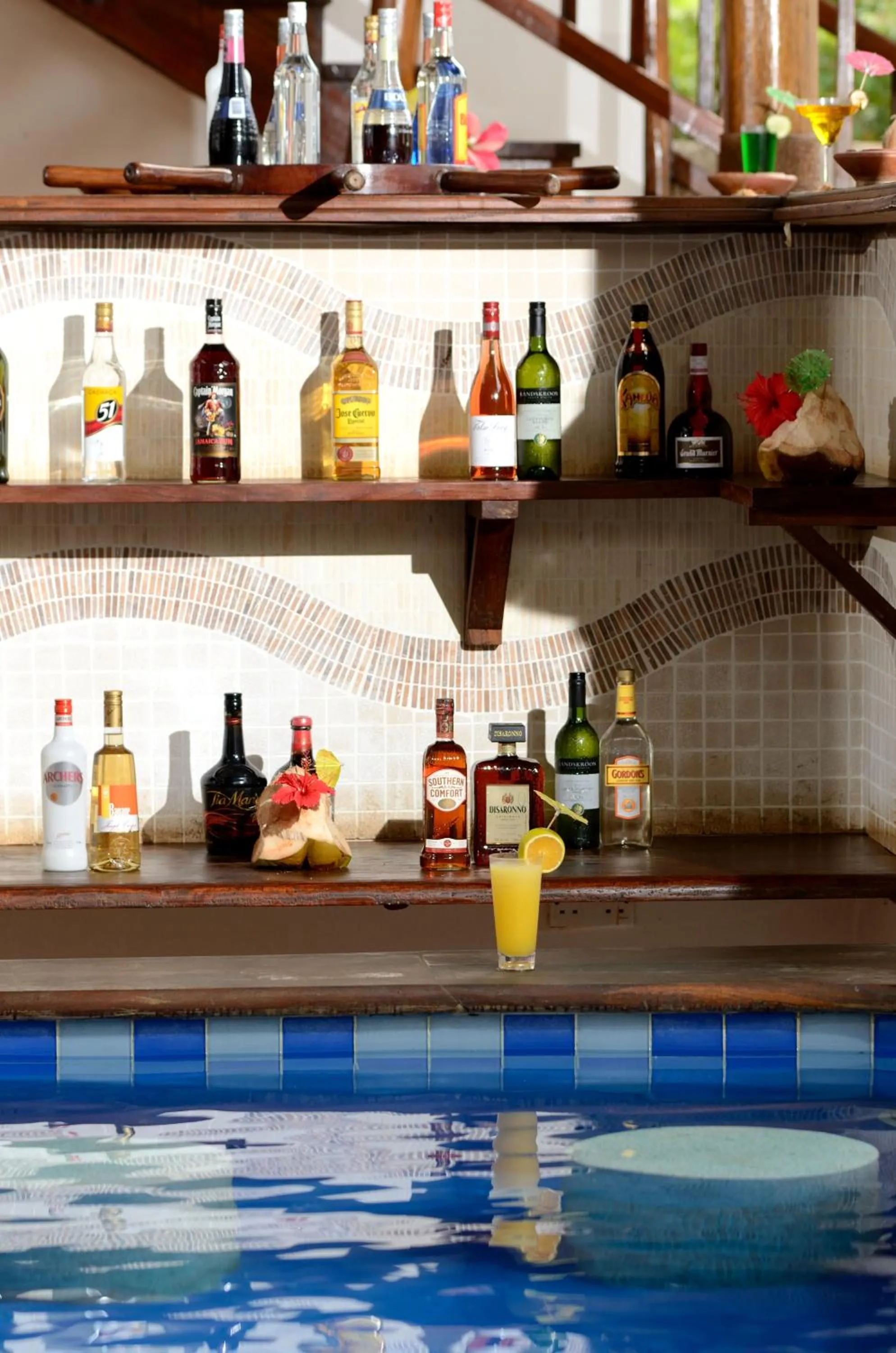 Lounge or bar in Kena Beach Hotel