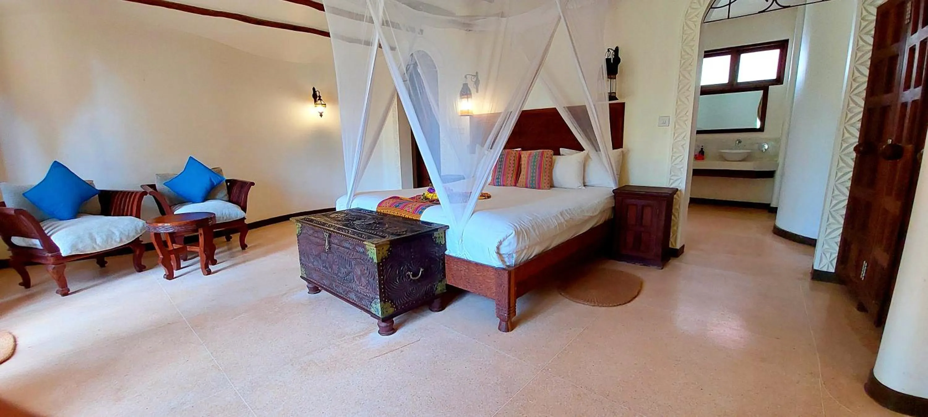 Bedroom, Bed in Kena Beach Hotel