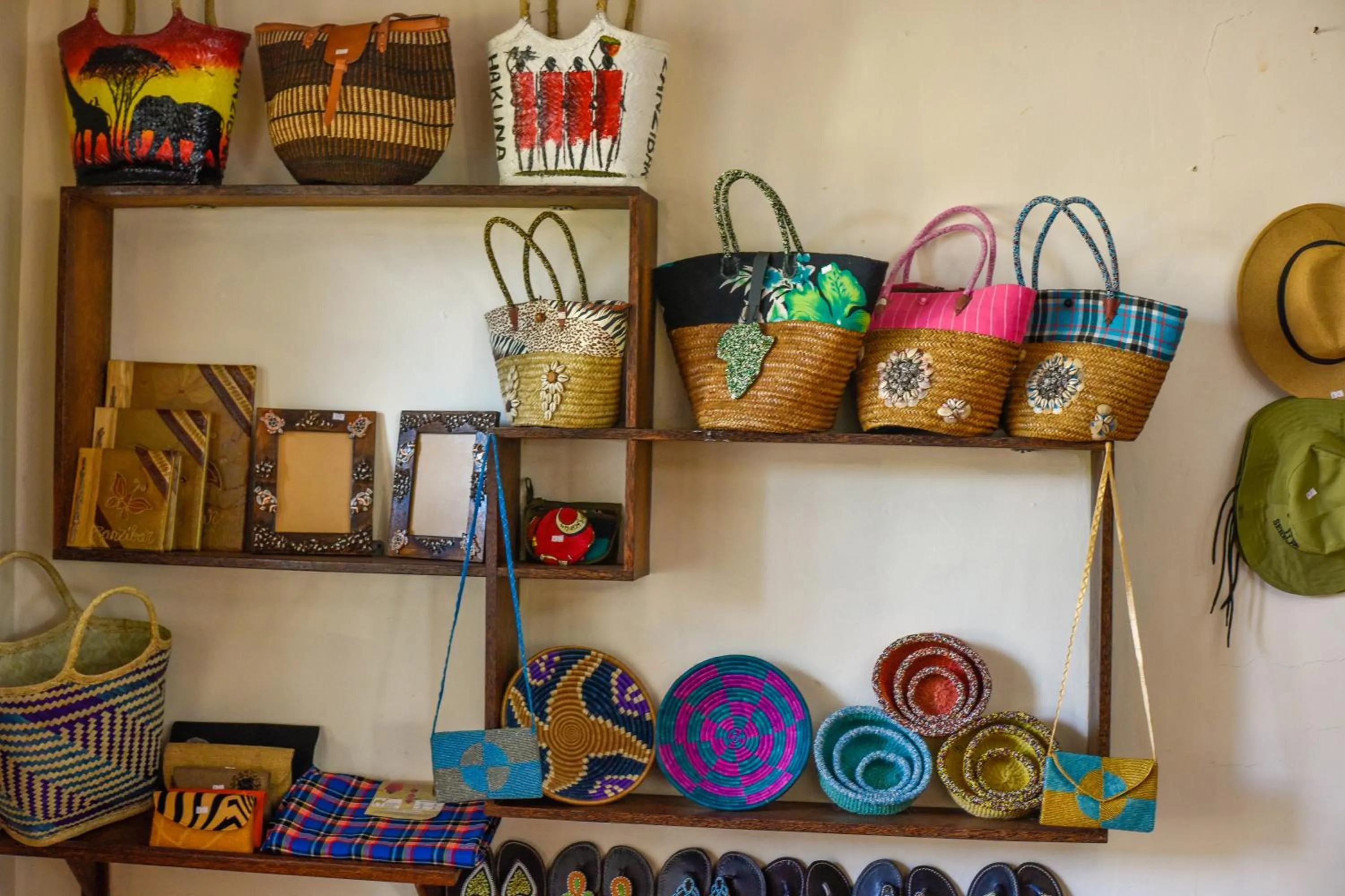 Shopping Area in Kena Beach Hotel